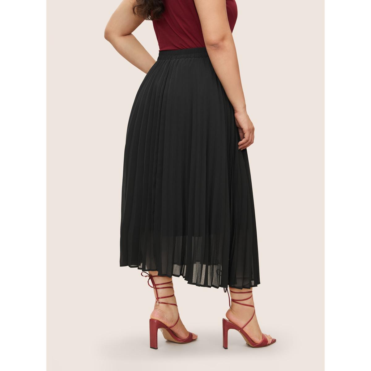 Plus Size Solid Pleated Elastic Waist Mesh Skirt Women Black Elegant Pleated No stretch Everyday Skirts BloomChic 22-24/3X Product Image