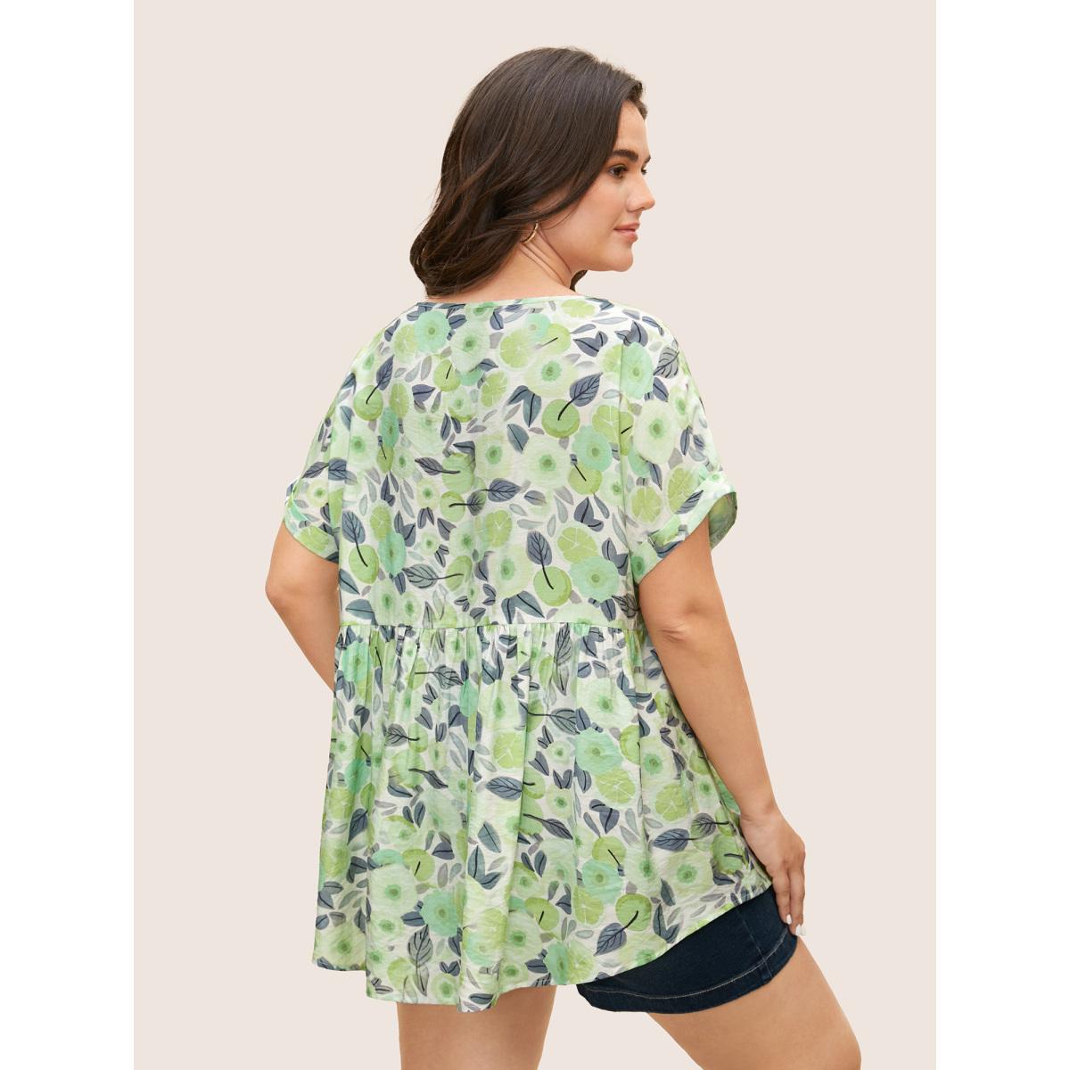 Plus Size LightGreen Fruit Print Curved Hem Batwing Sleeve Blouse Women Casual Cap Sleeve Round Neck Everyday Blouses BloomChic 30/6X Product Image