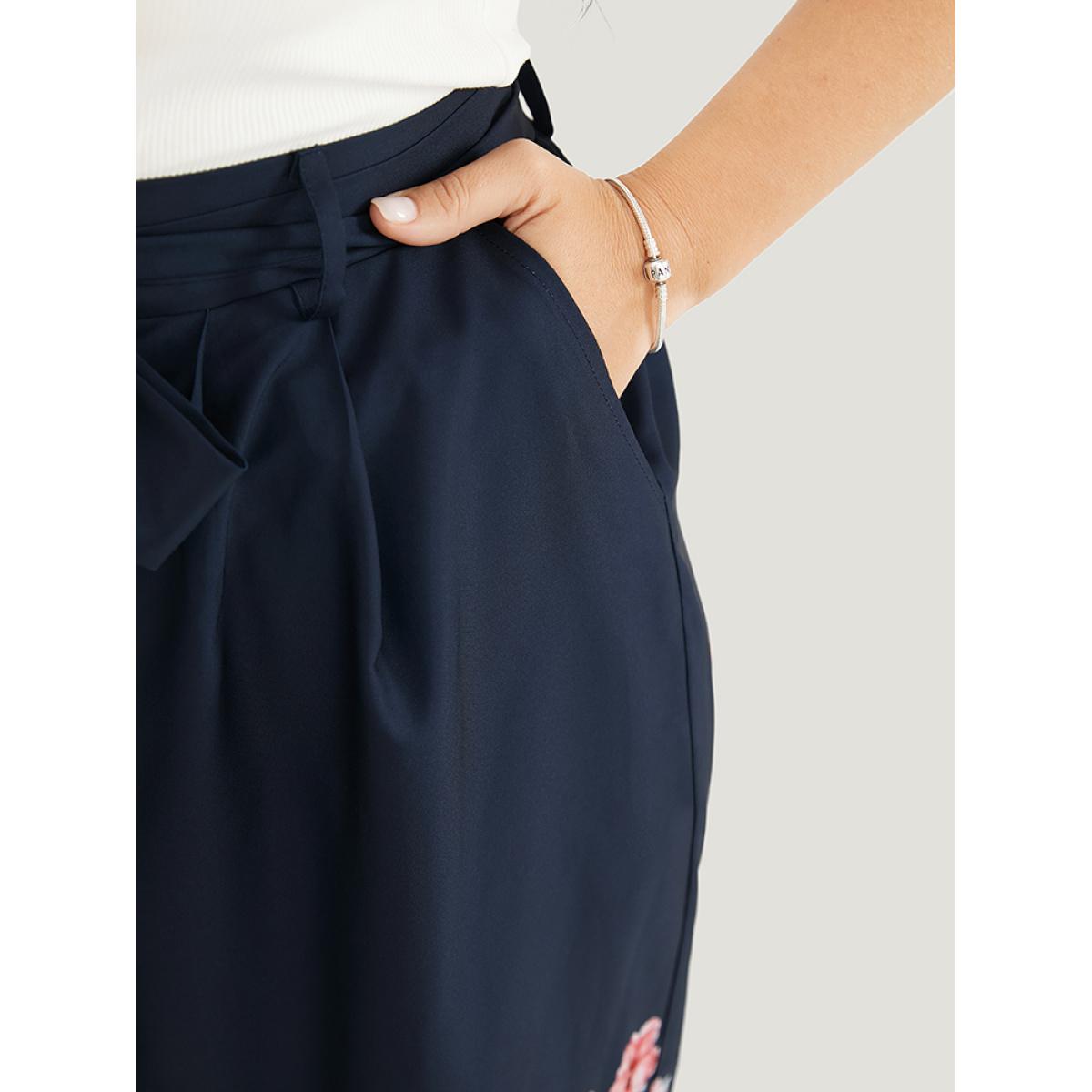 Plus Size Floral Wide Leg Pocket Pleated Detail Belt Pants Women Midnight Elegant Mid Rise Dailywear Pants BloomChic 14-16/1X Product Image