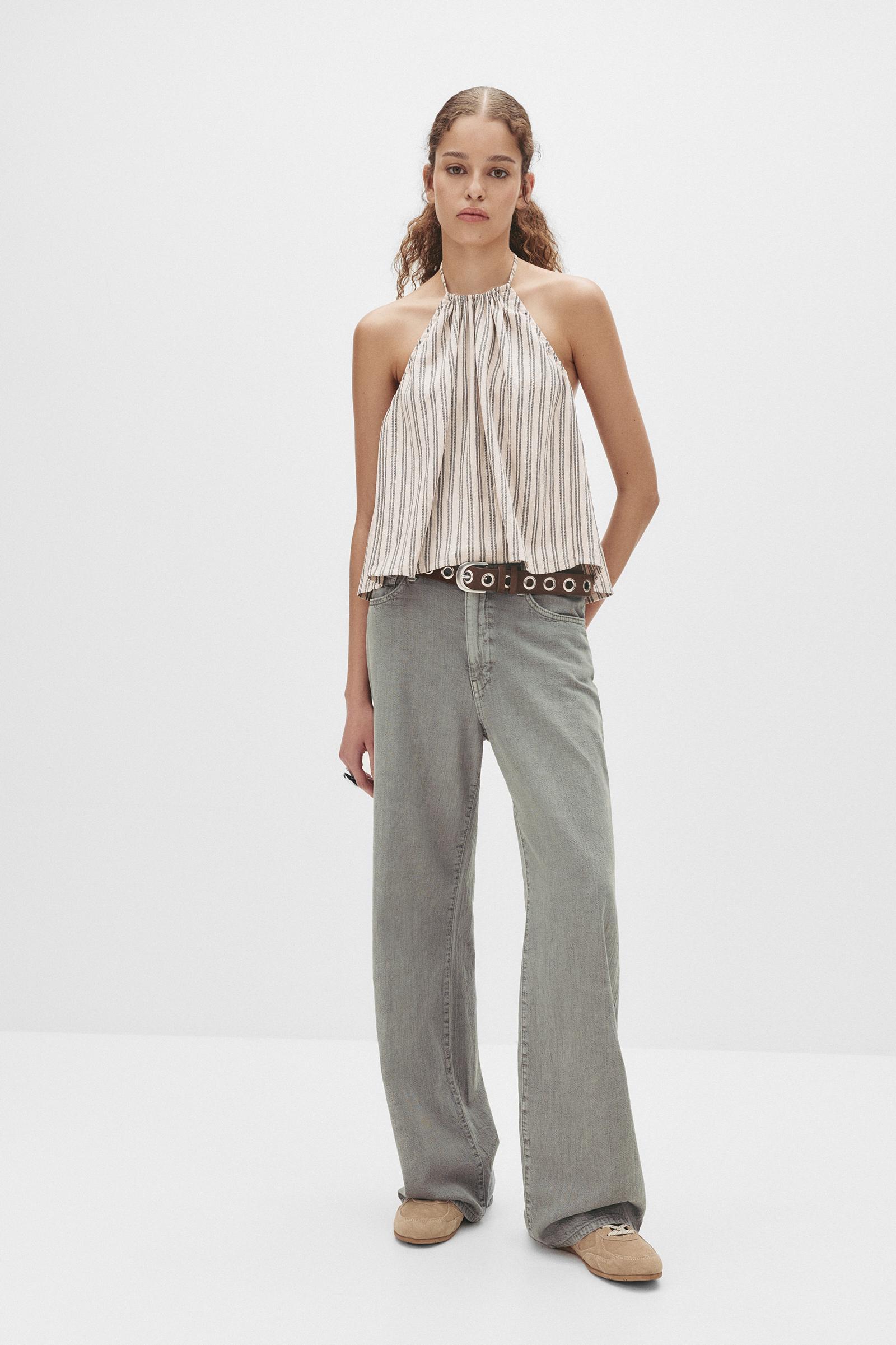 Striped halter top Product Image