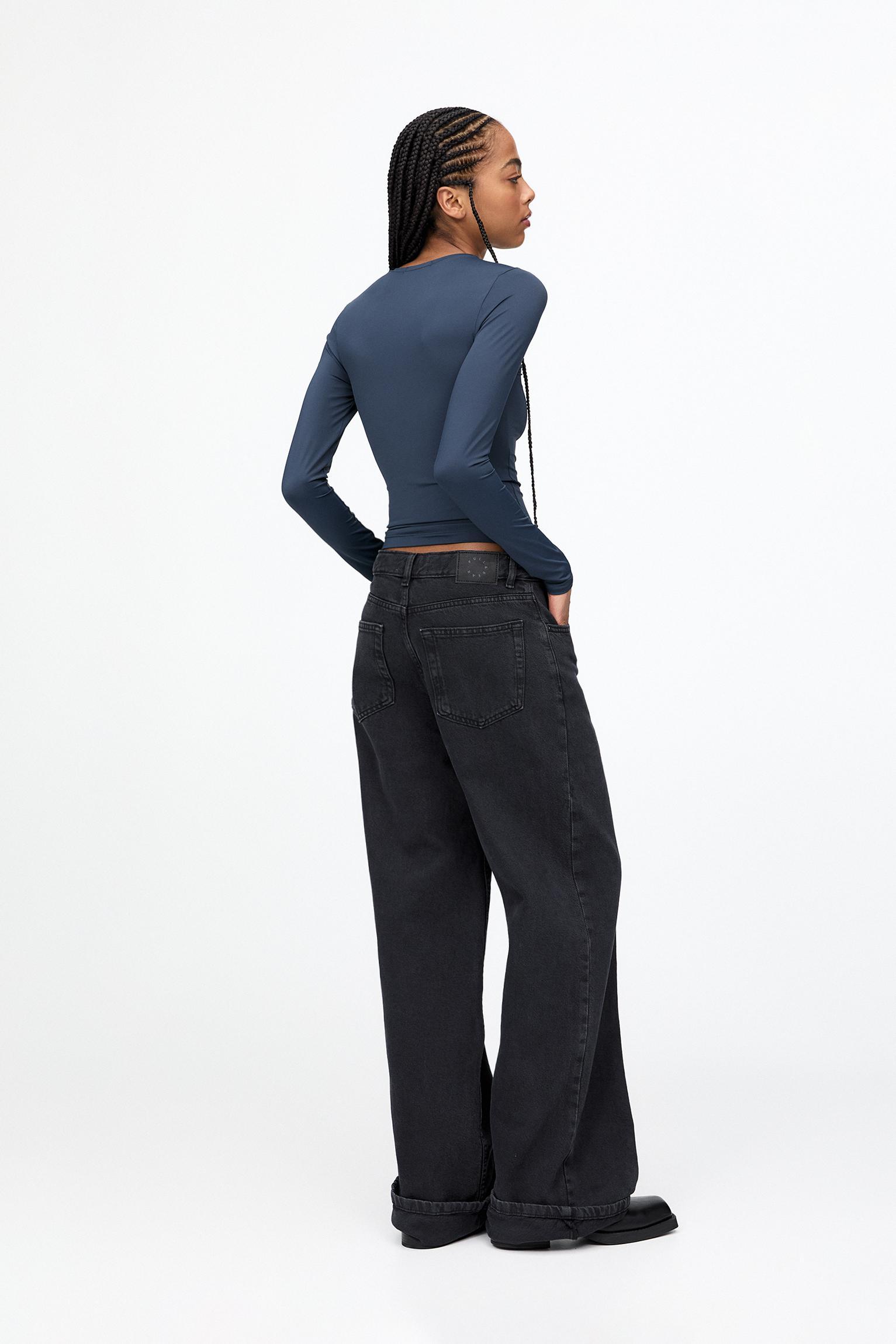 Long sleeve polyamide T-shirt Product Image