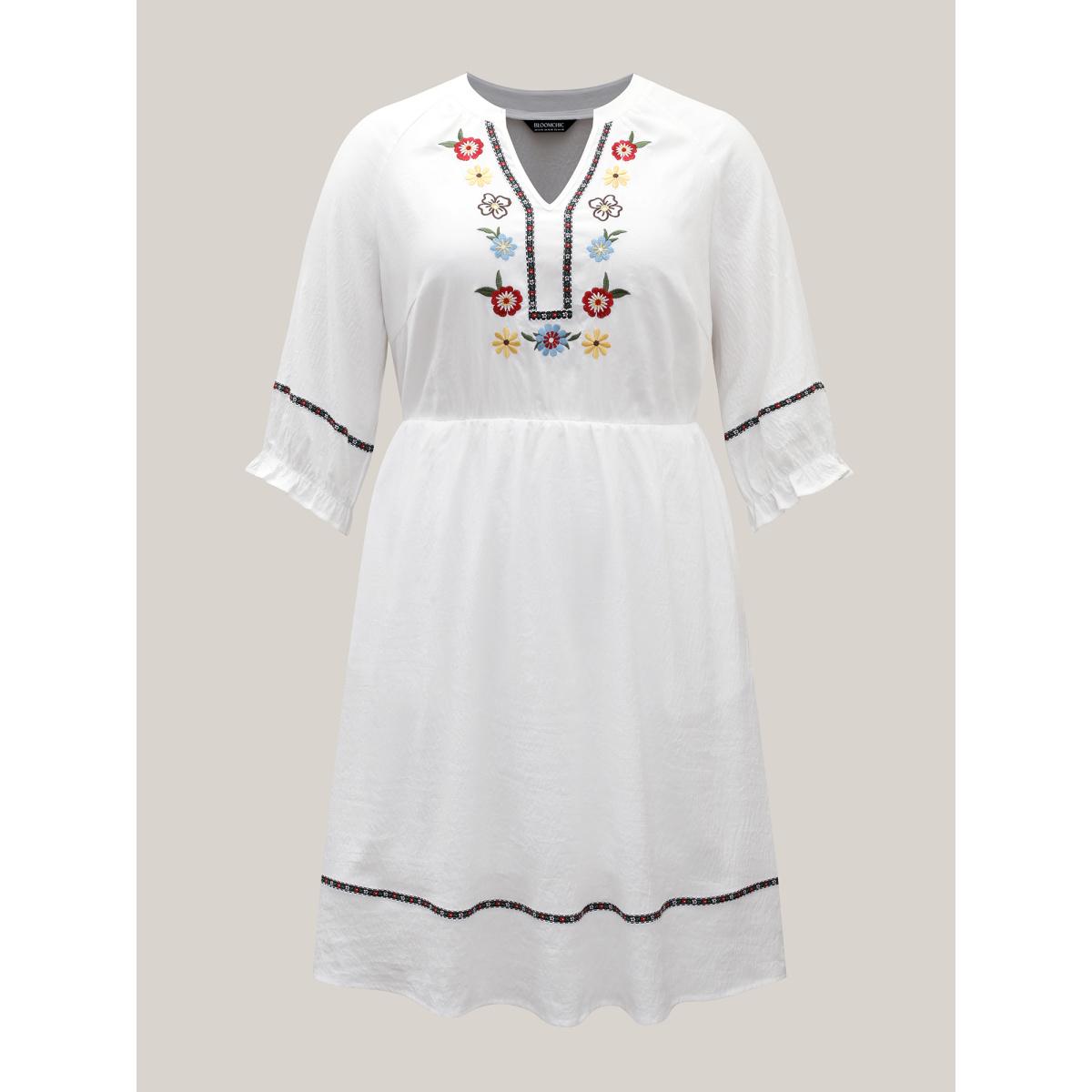 Plus Size Floral Print A-Line Solid Midi Dress Originalwhite Women Flat collar with V-notch Elbow-length sleeve Curvy BloomChic 14-16/1X Product Image