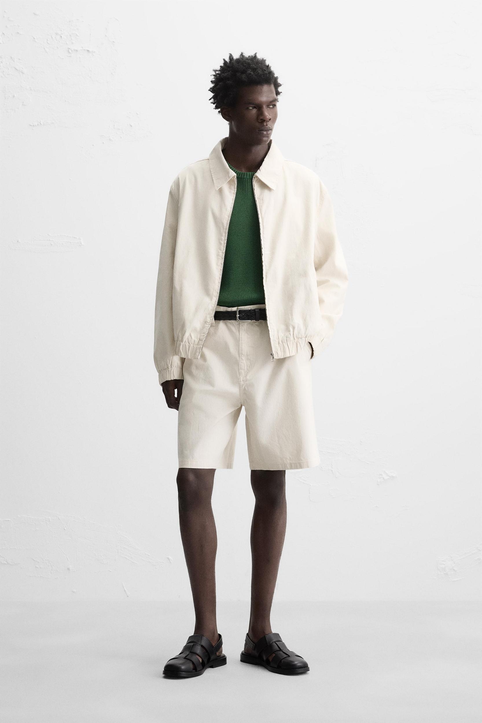 STRIPED REGULAR FIT SHORTS Product Image