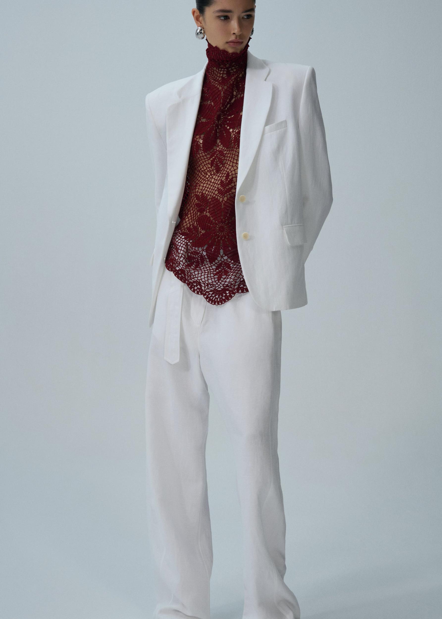 Relaxed cotton belted trousers in white Product Image