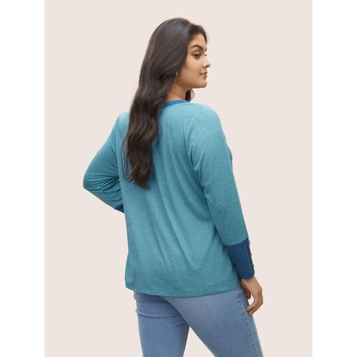 Plus Size Contrast Patchwork Button Detail T-shirt LightBlue Women Casual Contrast Plain V-neck Everyday T-shirts BloomChic 14-16/1X Product Image