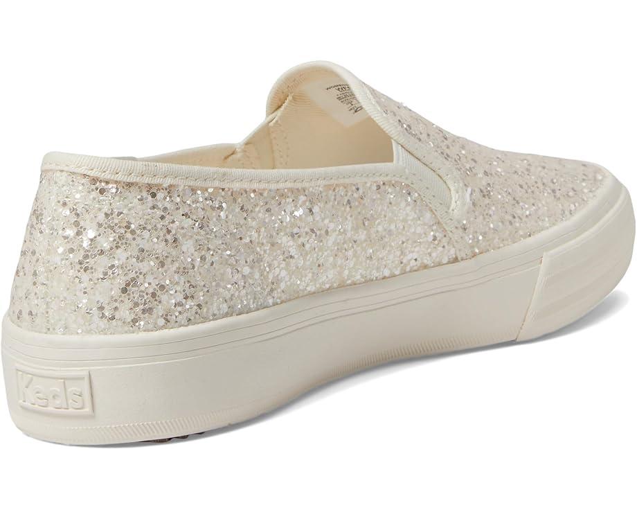 Triple Up Lace Celebrations Product Image