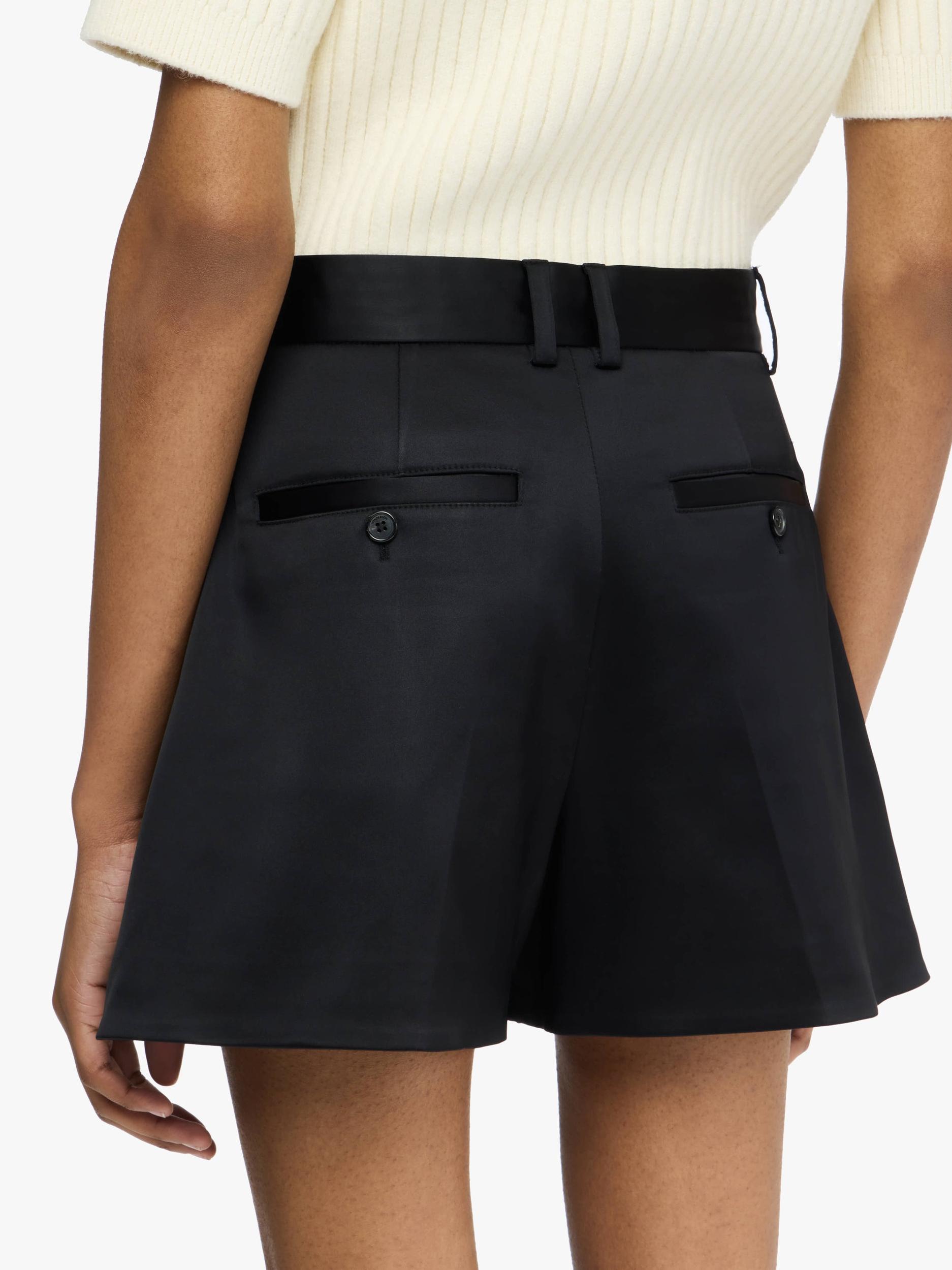 TAILORED SHORTS Product Image