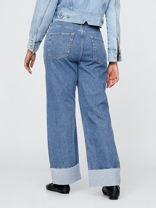 Mid Rise 90s Loose Jeans Product Image
