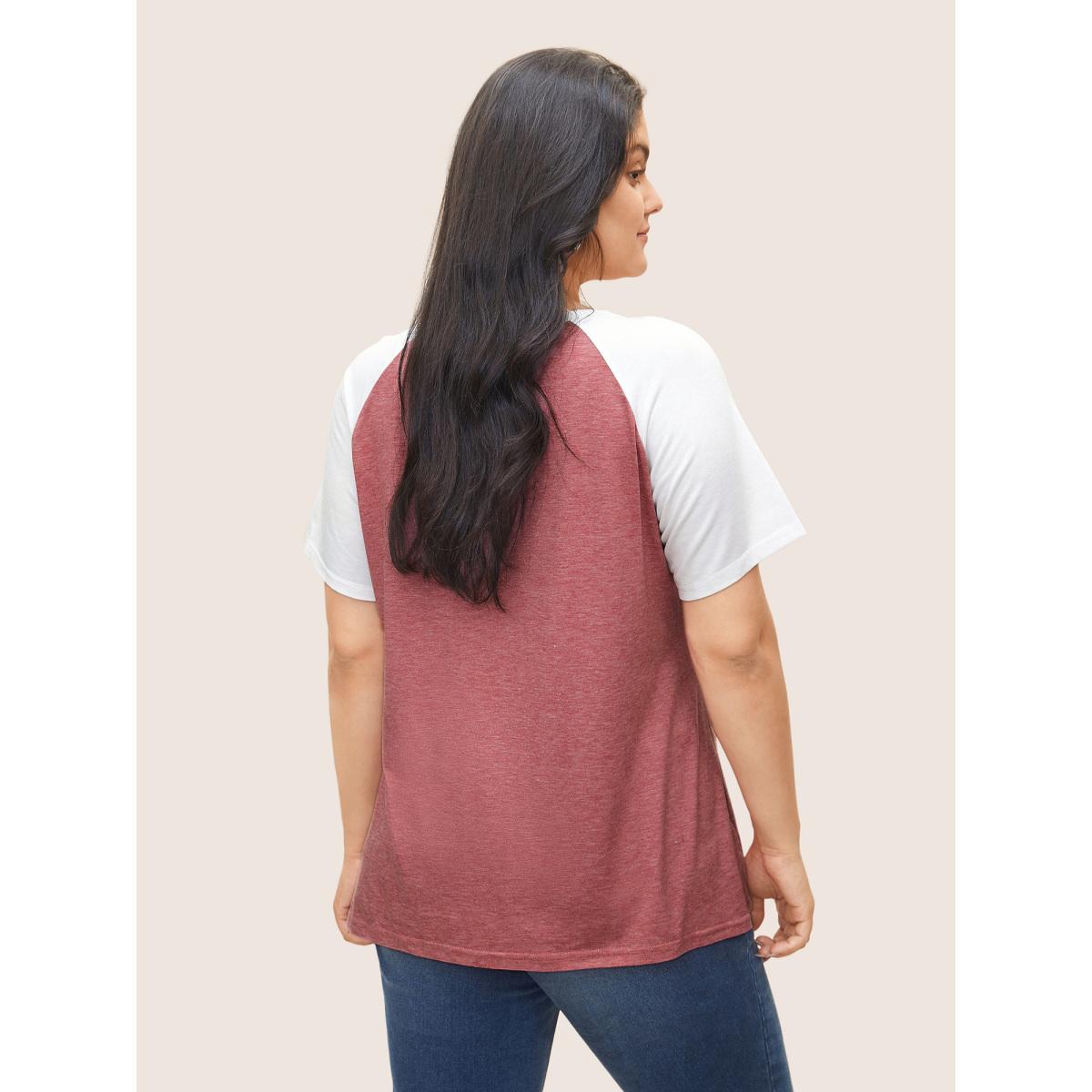 Plus Size Colorblock Contrast Notched Raglan Sleeve T-shirt Russet Women Leisure Plain Casual T-shirts BloomChic 22-24/3X Product Image
