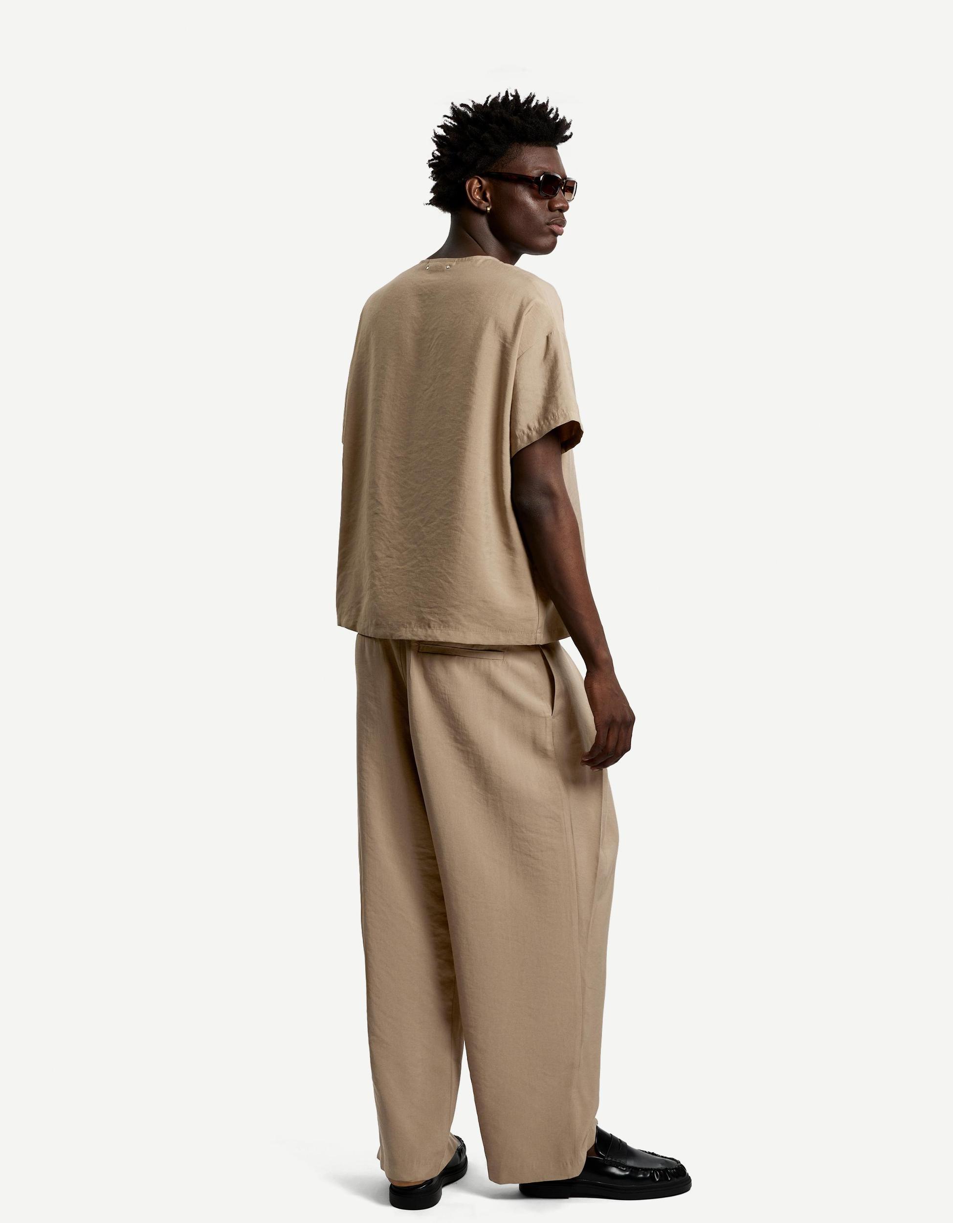 Flowing oversize short sleeve shirt Product Image