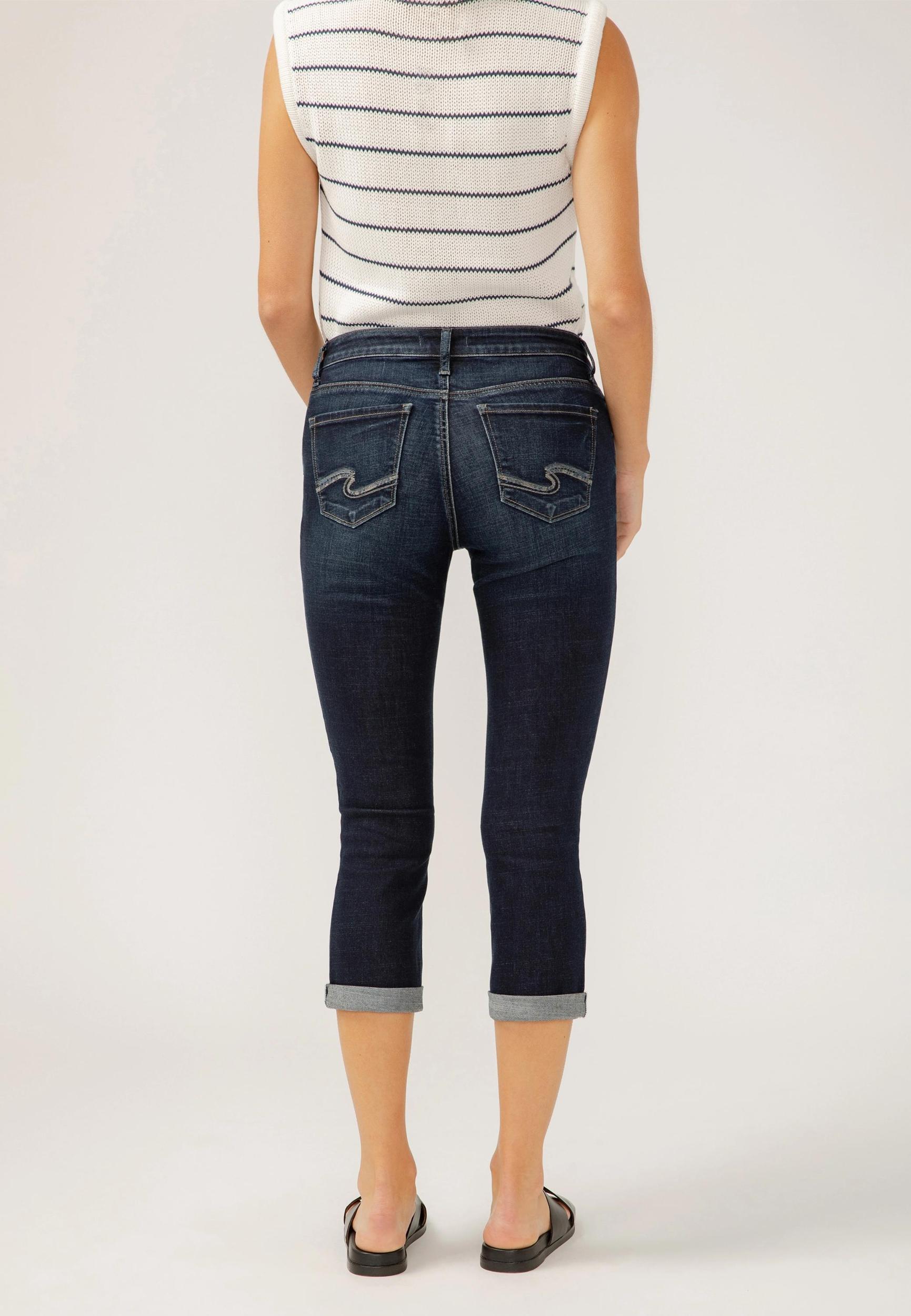 Silver Jeans Co.® Elyse Mid Rise Luxe Stretch Rolled Hem Capri Product Image