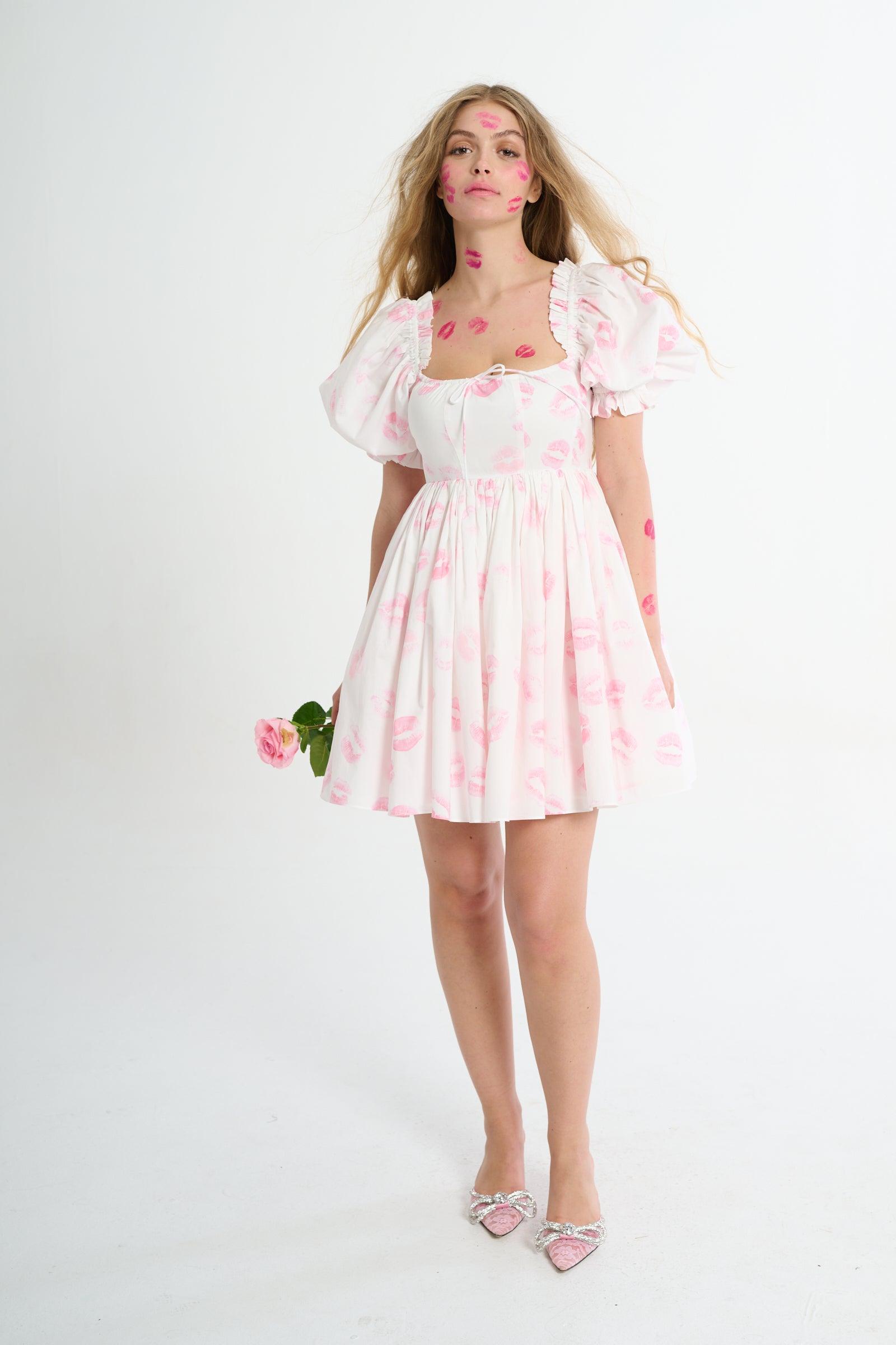 Kiss on the Lips Beach Day Dress Product Image