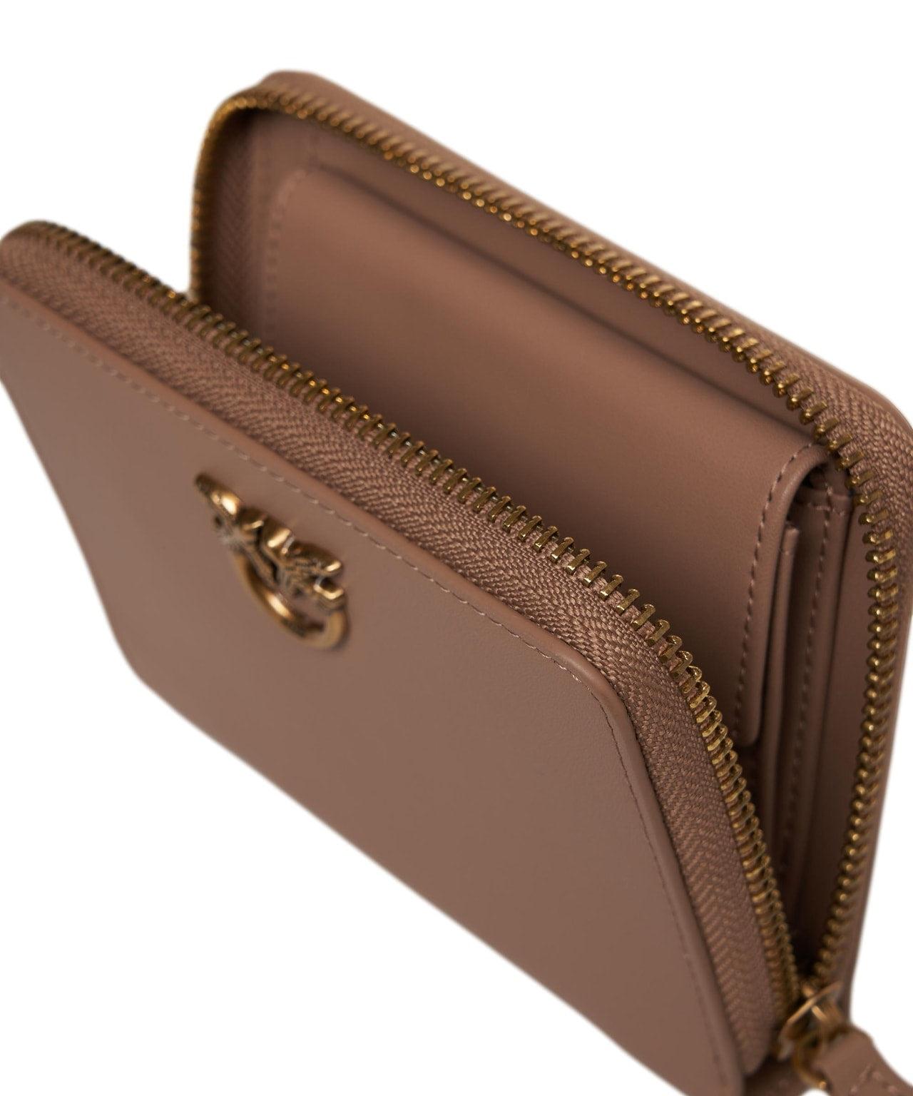 Wallet with logo 'Taylor' Product Image