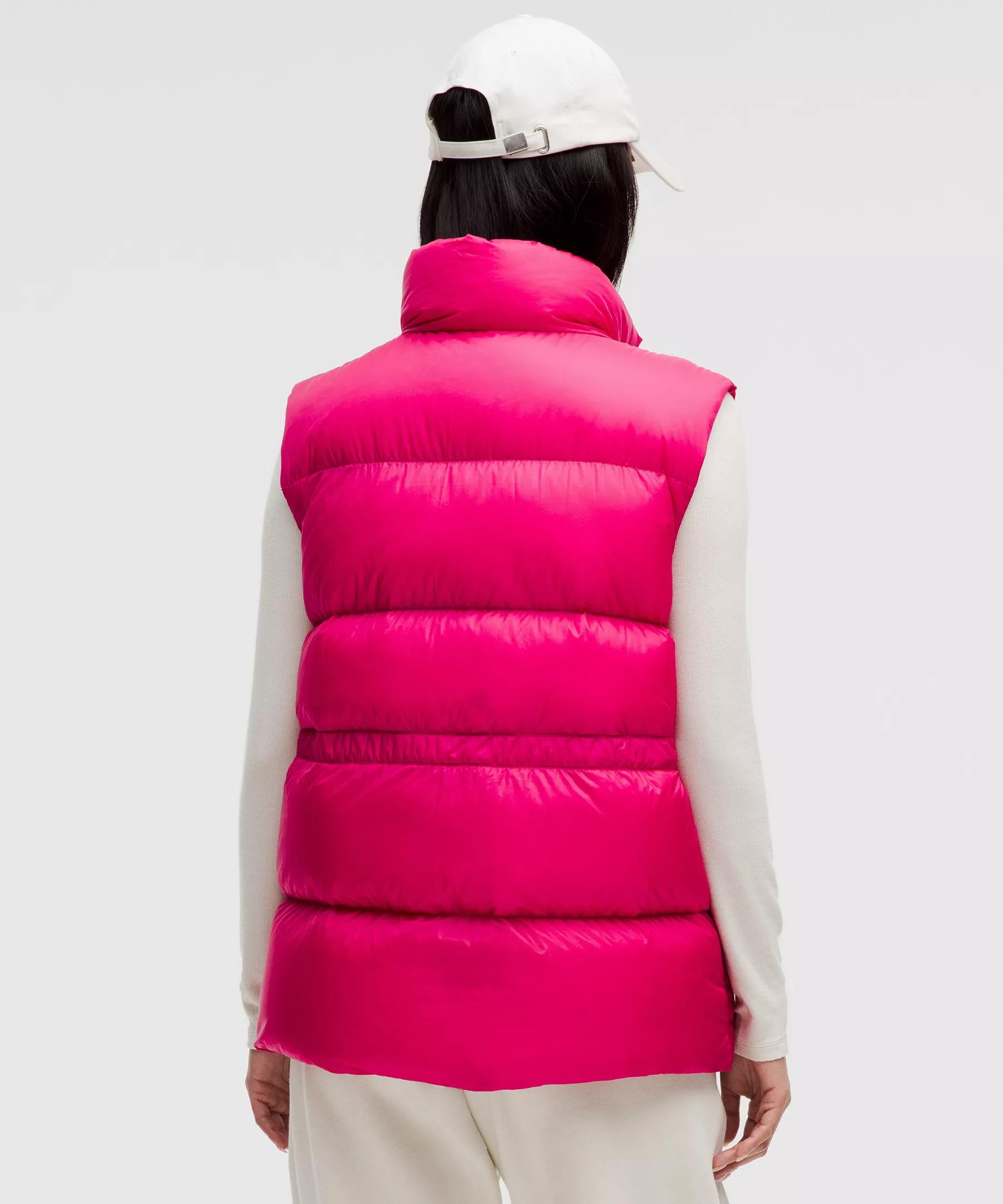 Featherweight 900-Down-Fill Puffer Vest Product Image