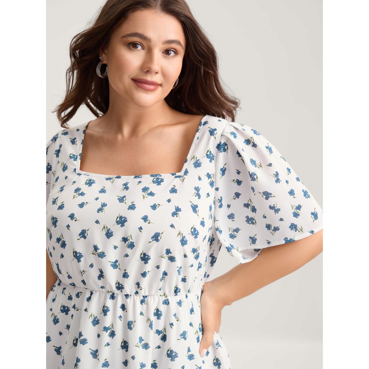 Plus Size Originalwhite Delicate Floral Print Lotus Sleeve Blouse Women Short sleeve Square Neck Everyday-Elegant Blouses BloomChic 26/4X Product Image