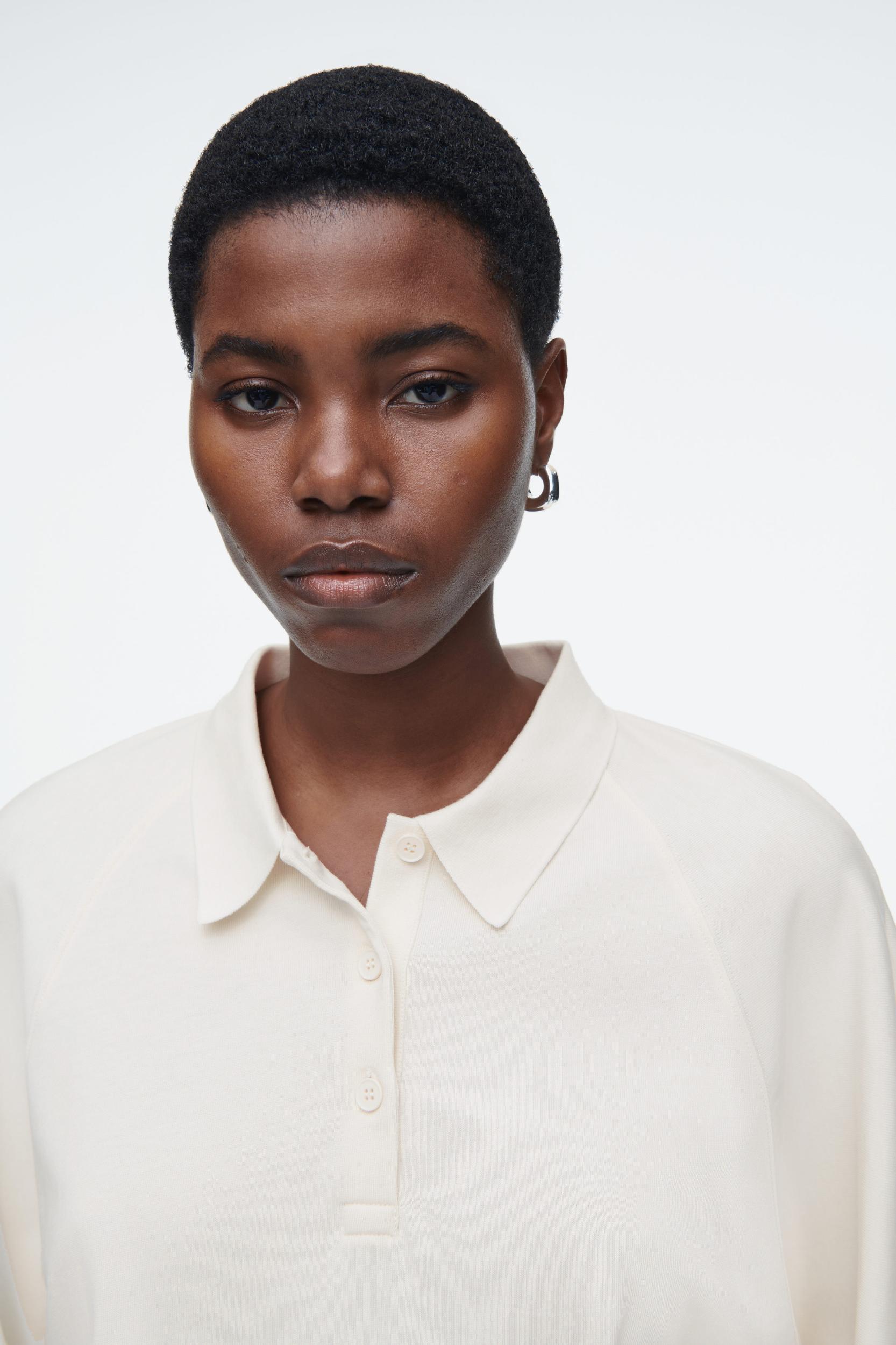 BOXY LONG-SLEEVED POLO SHIRT Product Image