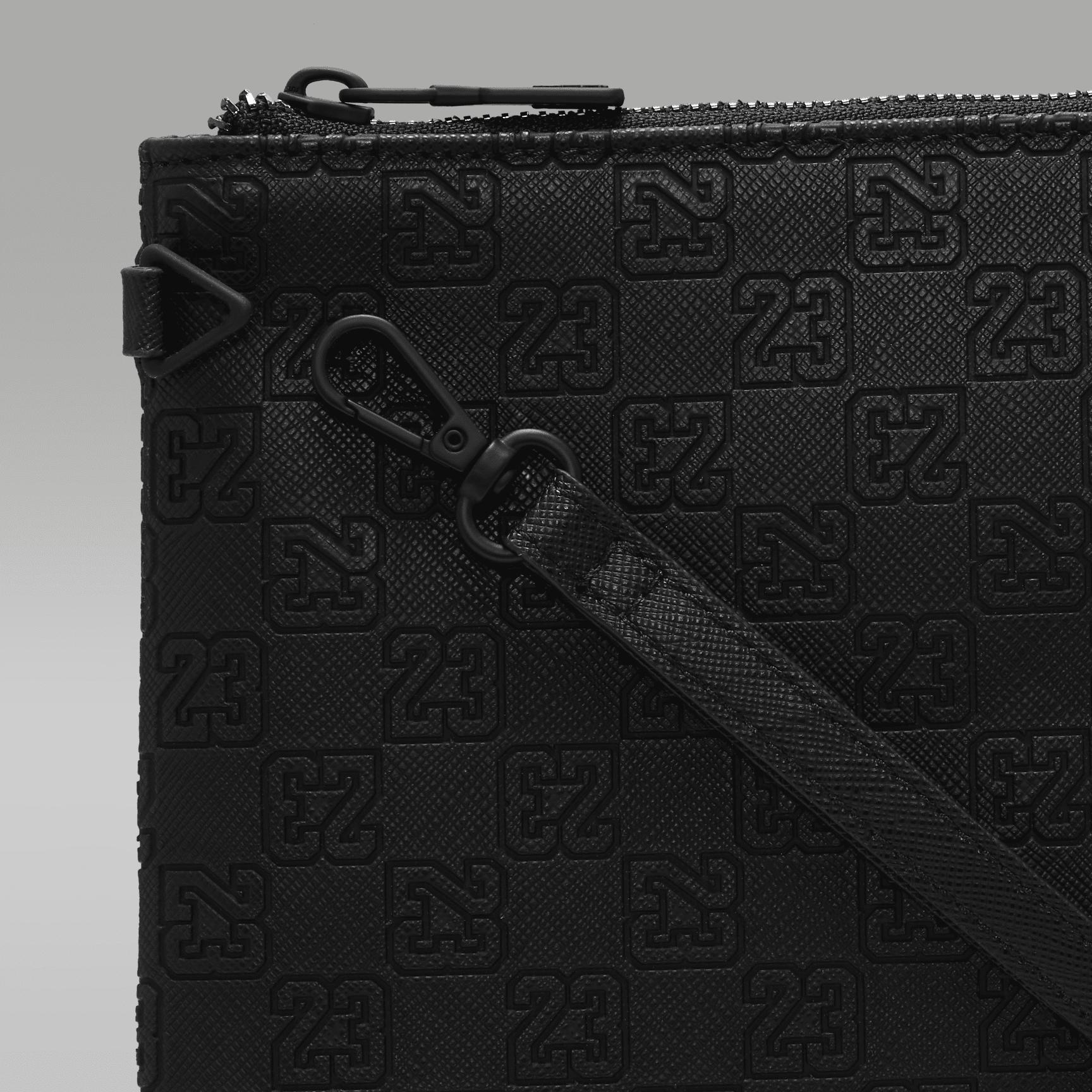 Jordan Monogram Pouch (1 L) Product Image