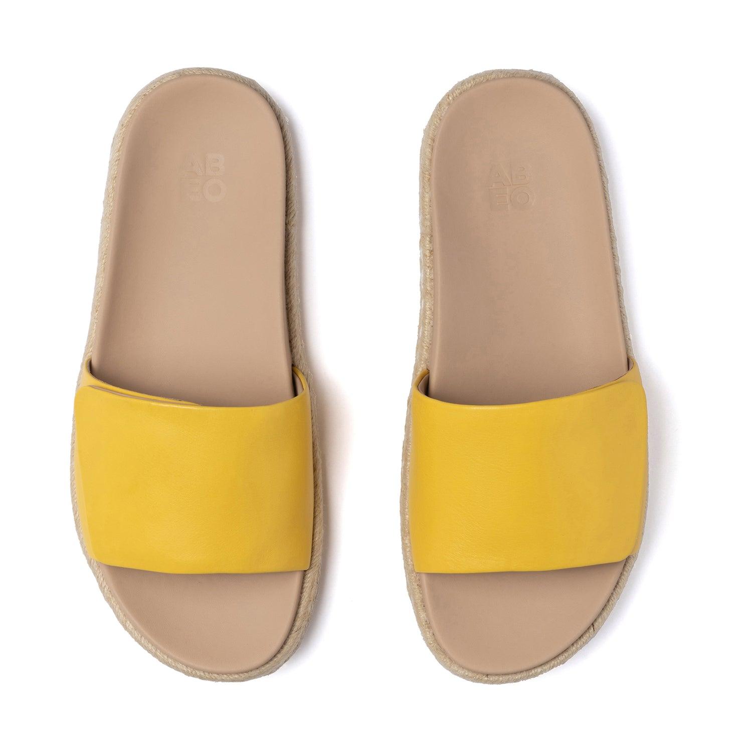 Isle Slide Metatarsal Female Product Image