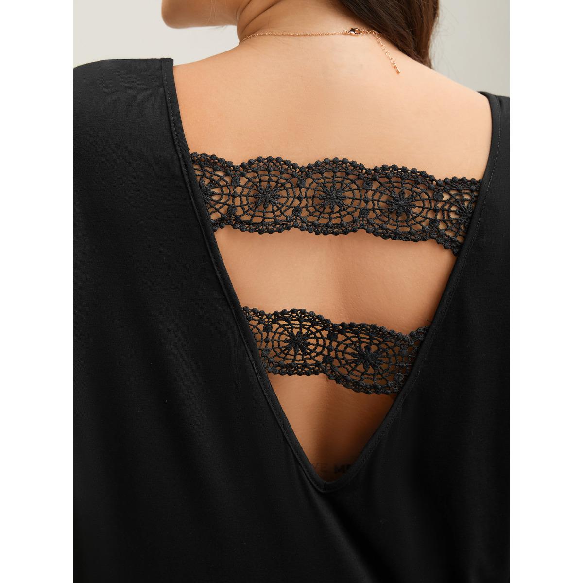 Plus Size Back Lace Cut-Out V-Neck T-Shirt Black Women Romantic Patchwork V-neck Elegant T-shirts BloomChic 12/L Product Image