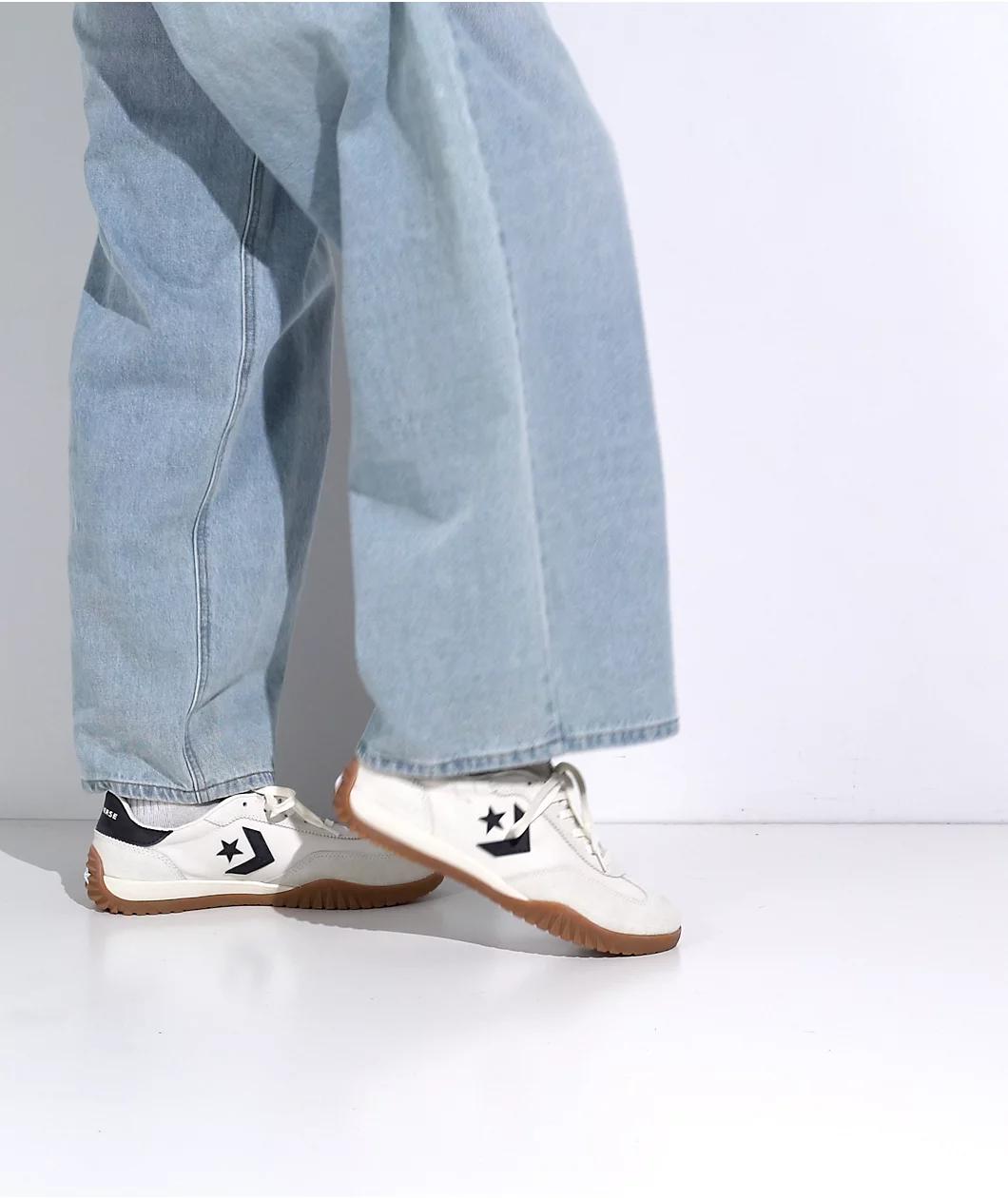 Converse Run Star Trainer Egret, Black & Honey Shoes Product Image