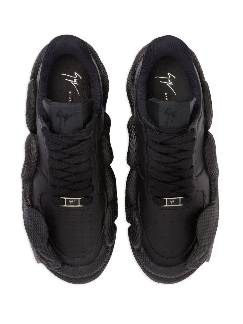 Cobras 3D-detail low-top sneakers Product Image