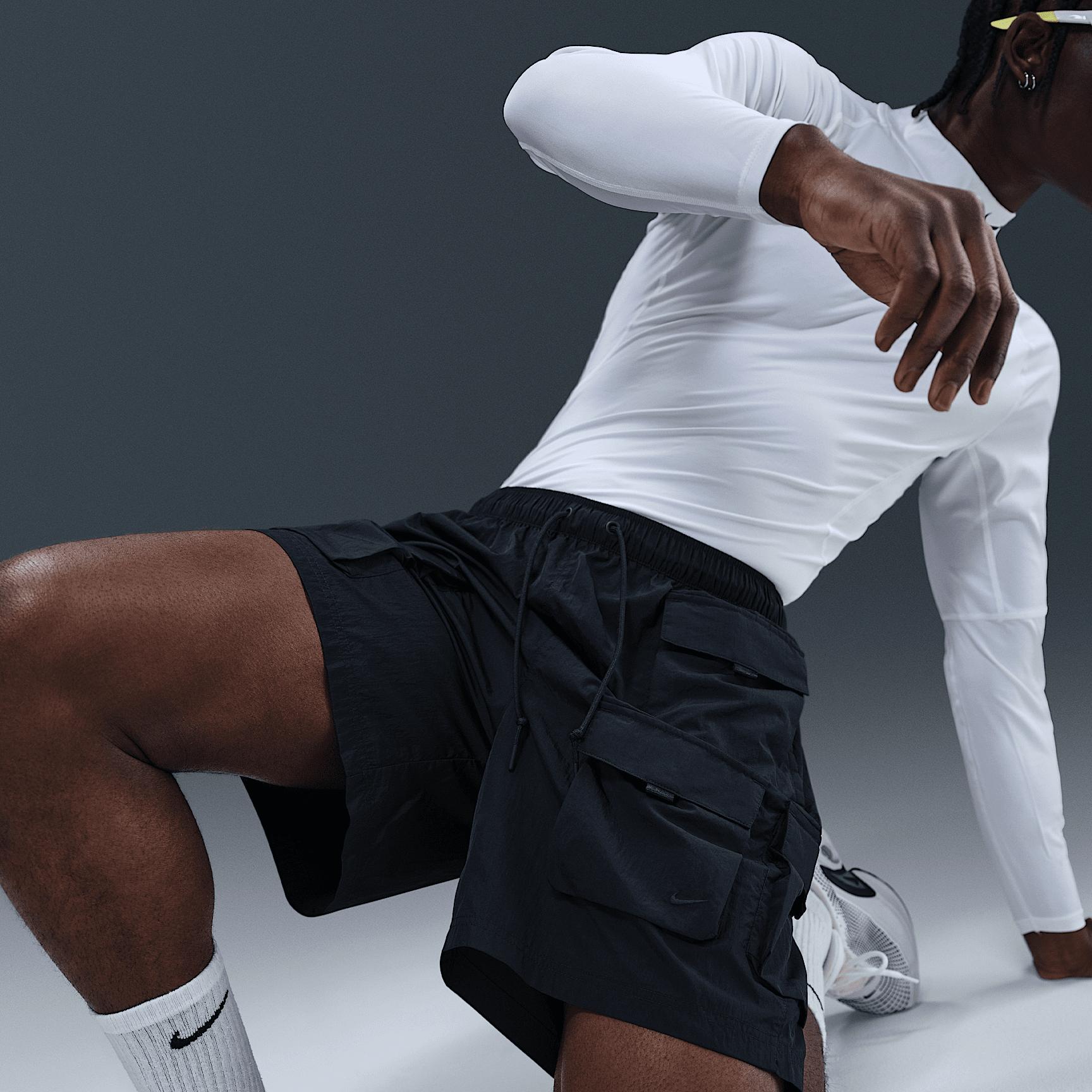 Nike Mens Tech Woven Cargo Shorts | HJ0677-010 Product Image