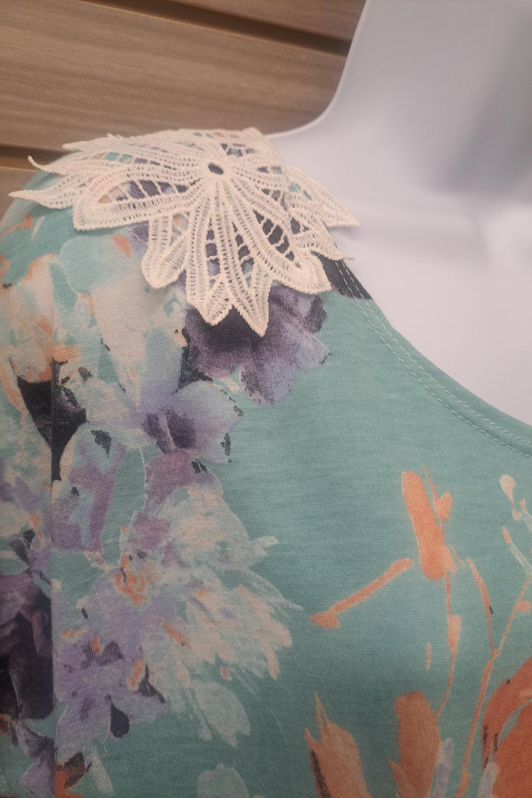 Blue floral lace ss tunic Product Image