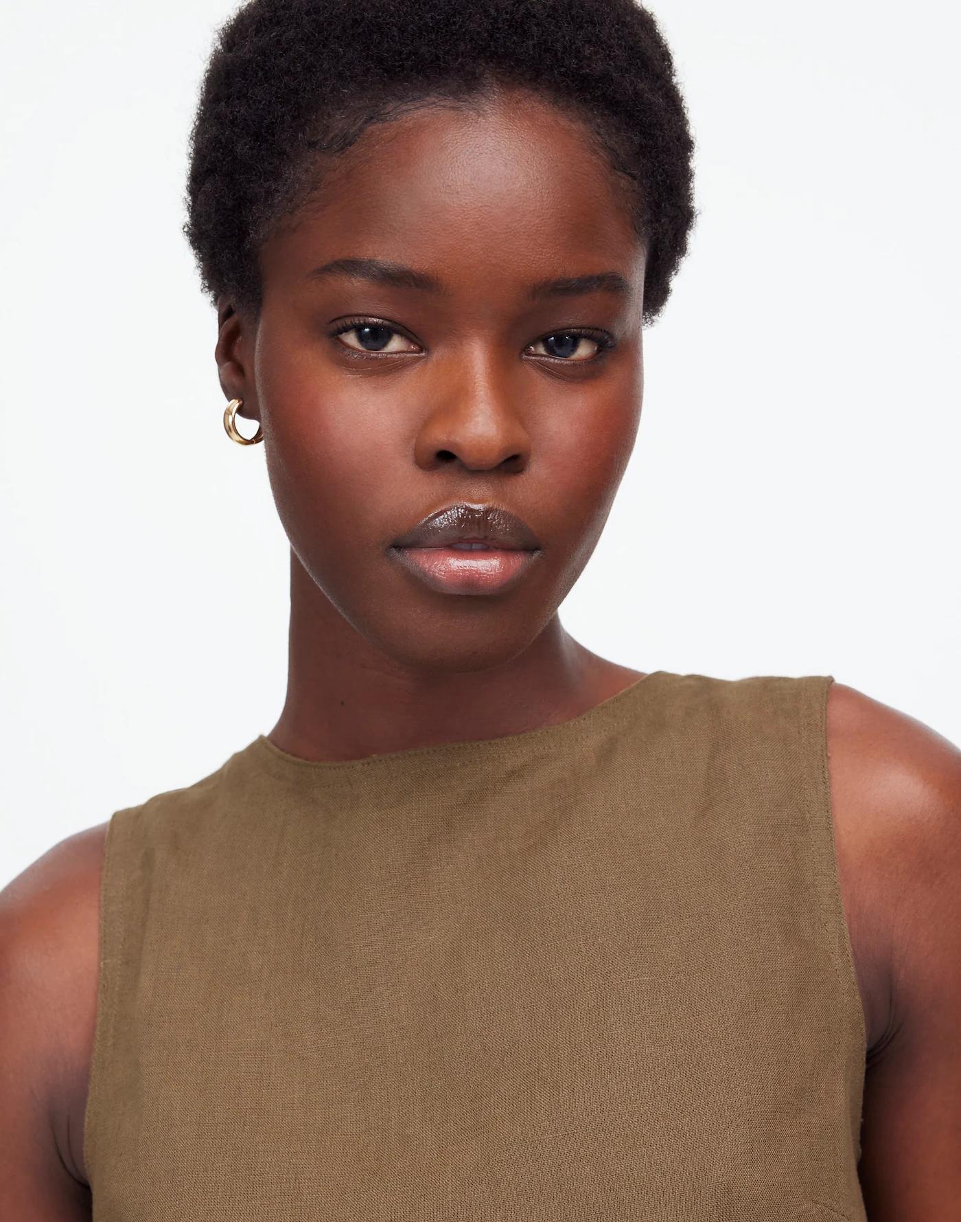 Linen Pleated Shell Top Product Image