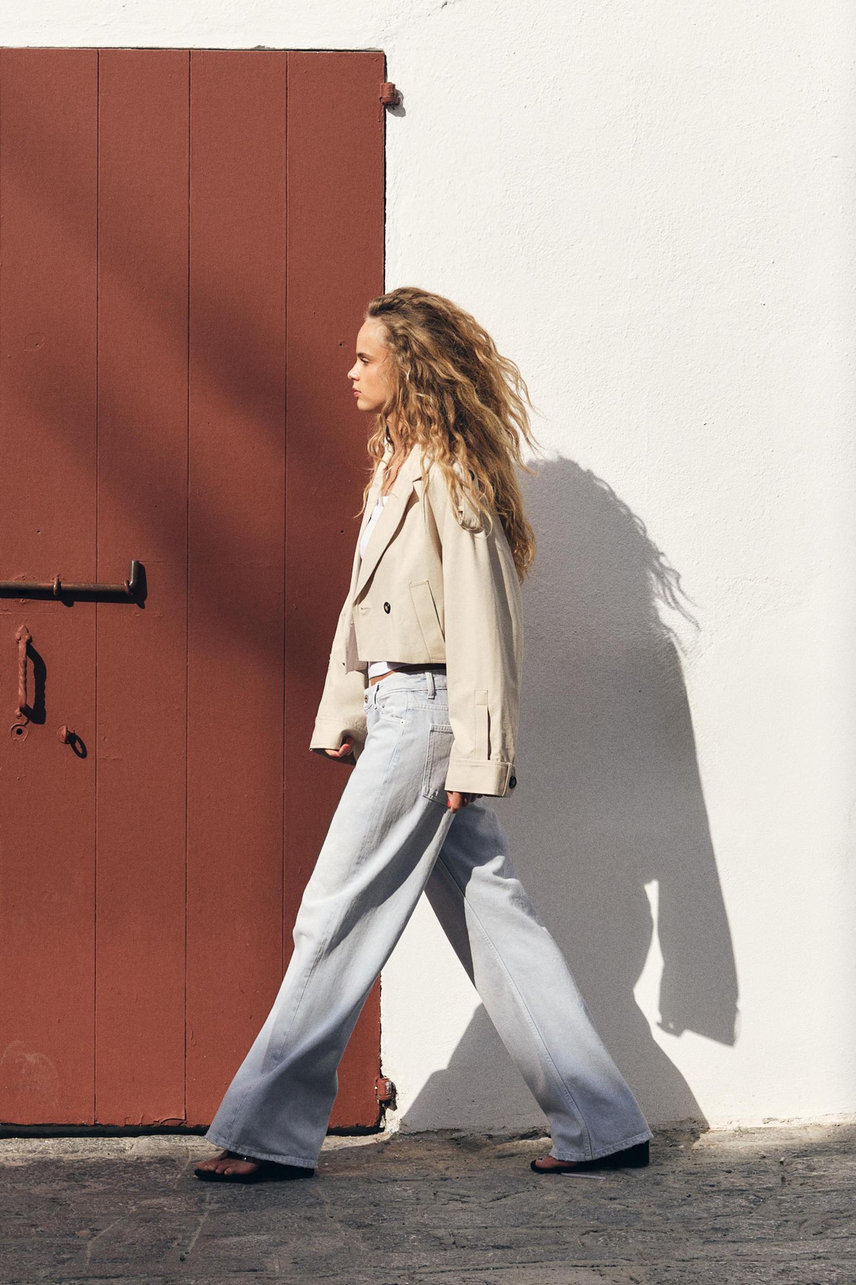 SHORT DOUBLE-BREASTED TRENCH COAT Product Image