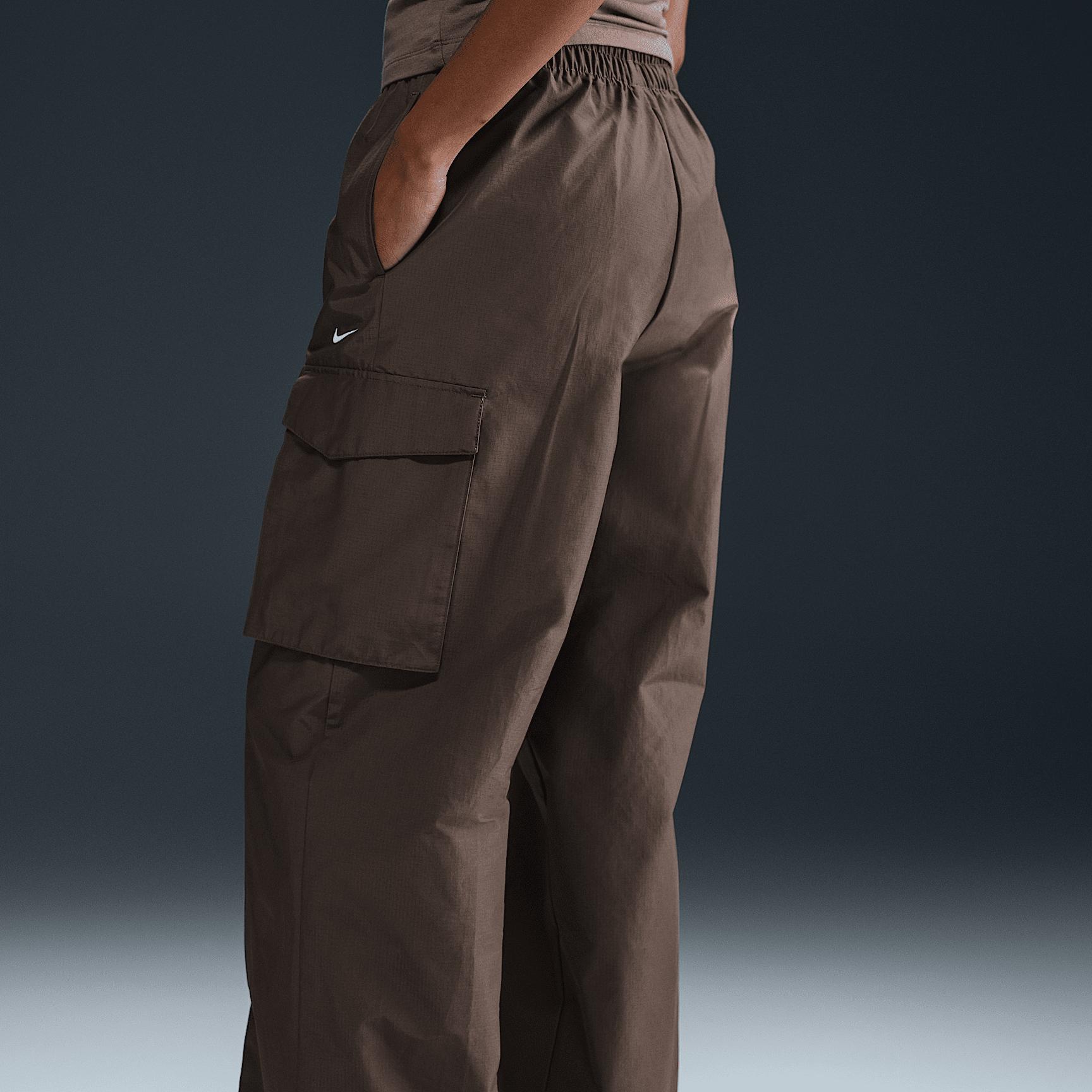 Womens Nike Sportswear Everything Wovens Mid-Rise Cargo Pants | HM6976-004 Product Image