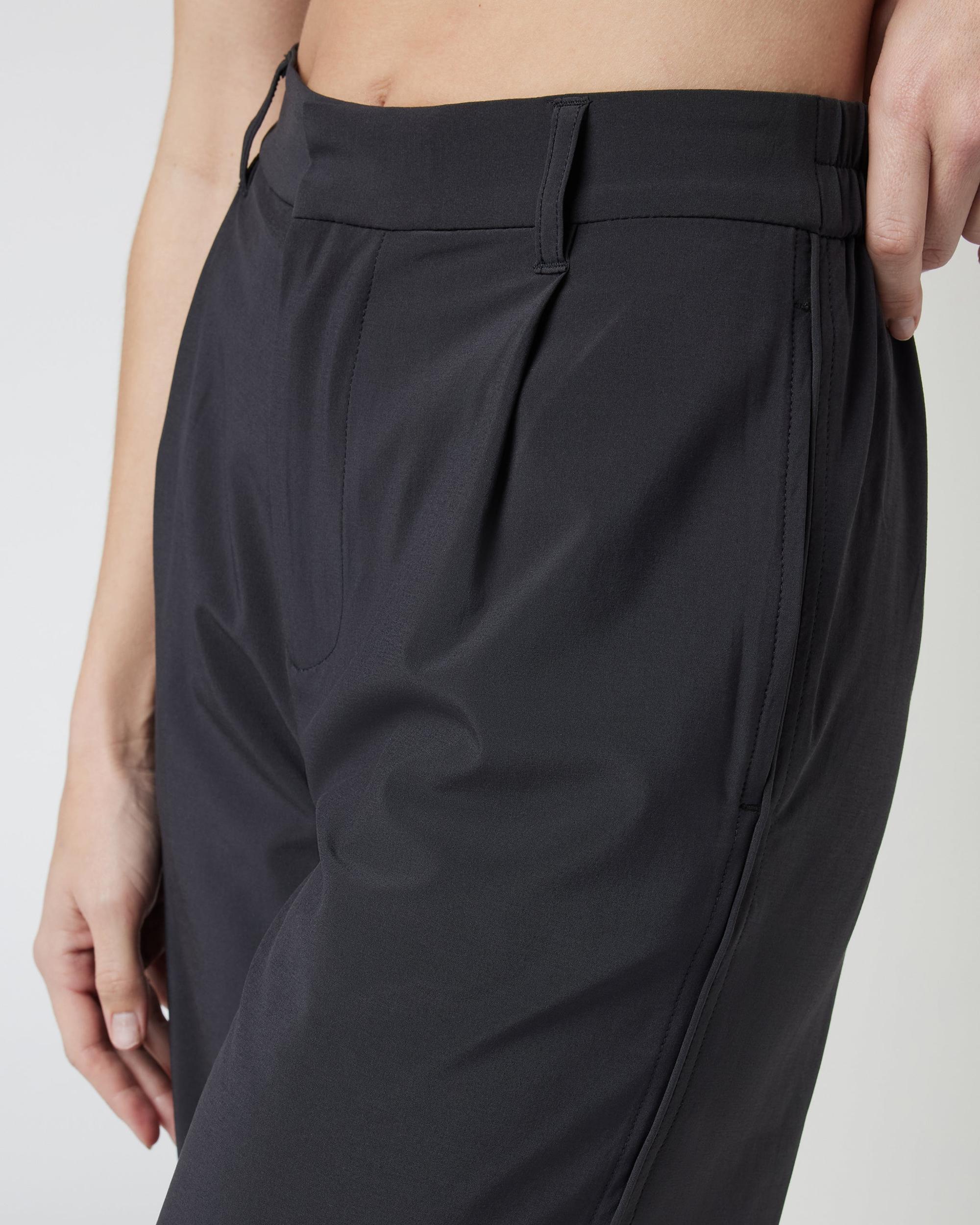 Villa Trouser-Short Product Image