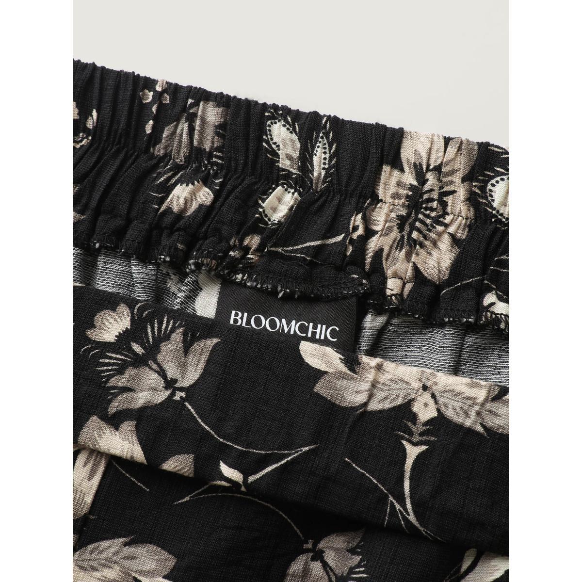 Plus Size Silhouette Floral Print Wide-Leg Pants Women BlackFlower Office Wide Leg Mid Rise Office Pants BloomChic 10/M Product Image