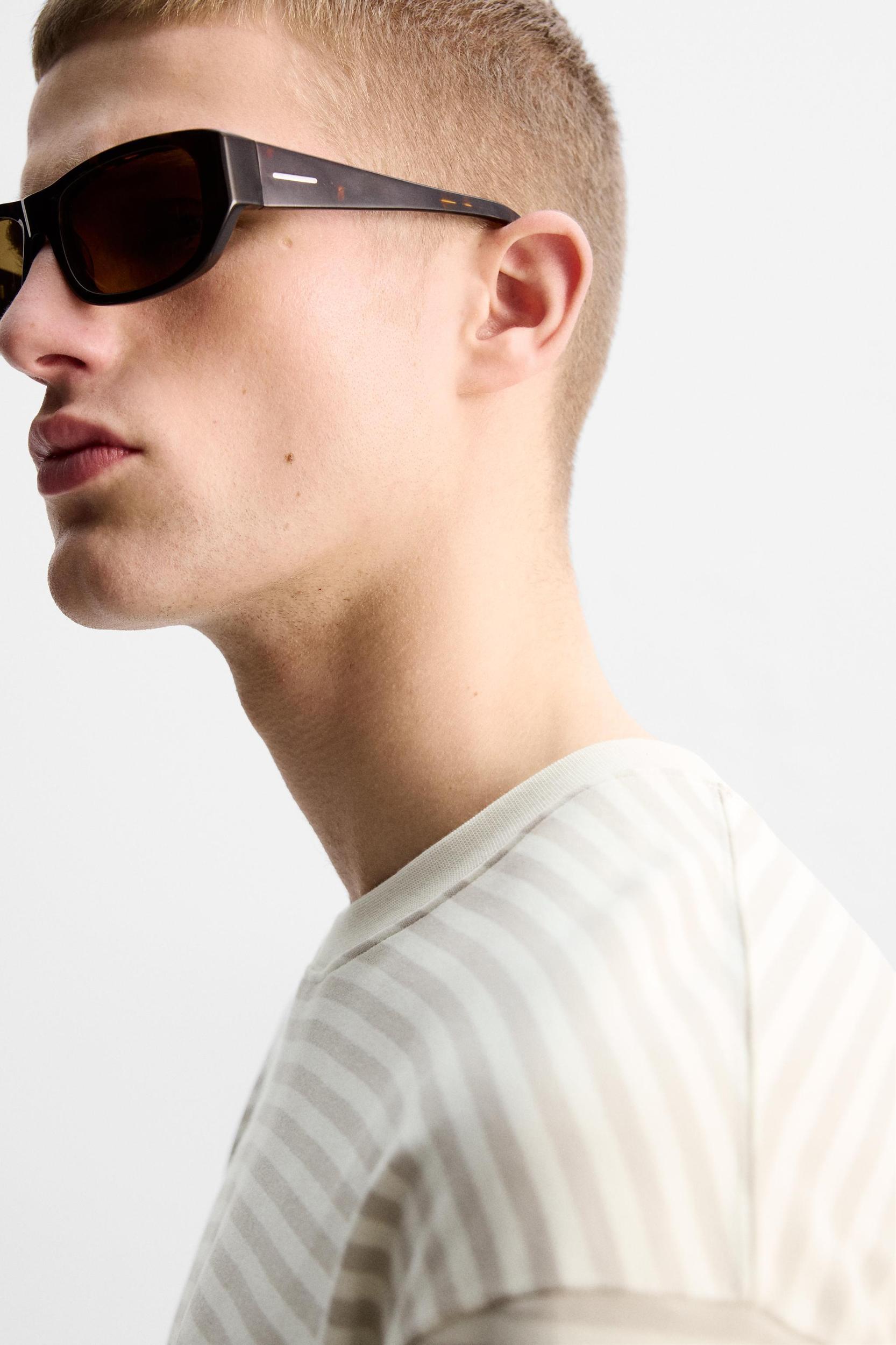 LIMITED EDITION STRIPED T-SHIRT Product Image