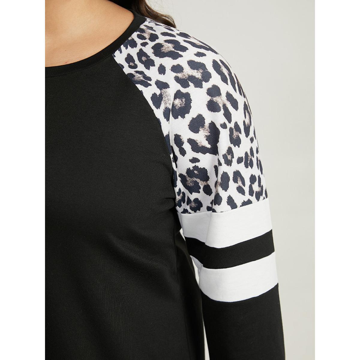 Plus Size Leopard Striped Patchwork Raglan Sleeve Sweatshirt Women Black Casual Contrast Round Neck Dailywear Sweatshirts BloomChic 26/4X Product Image