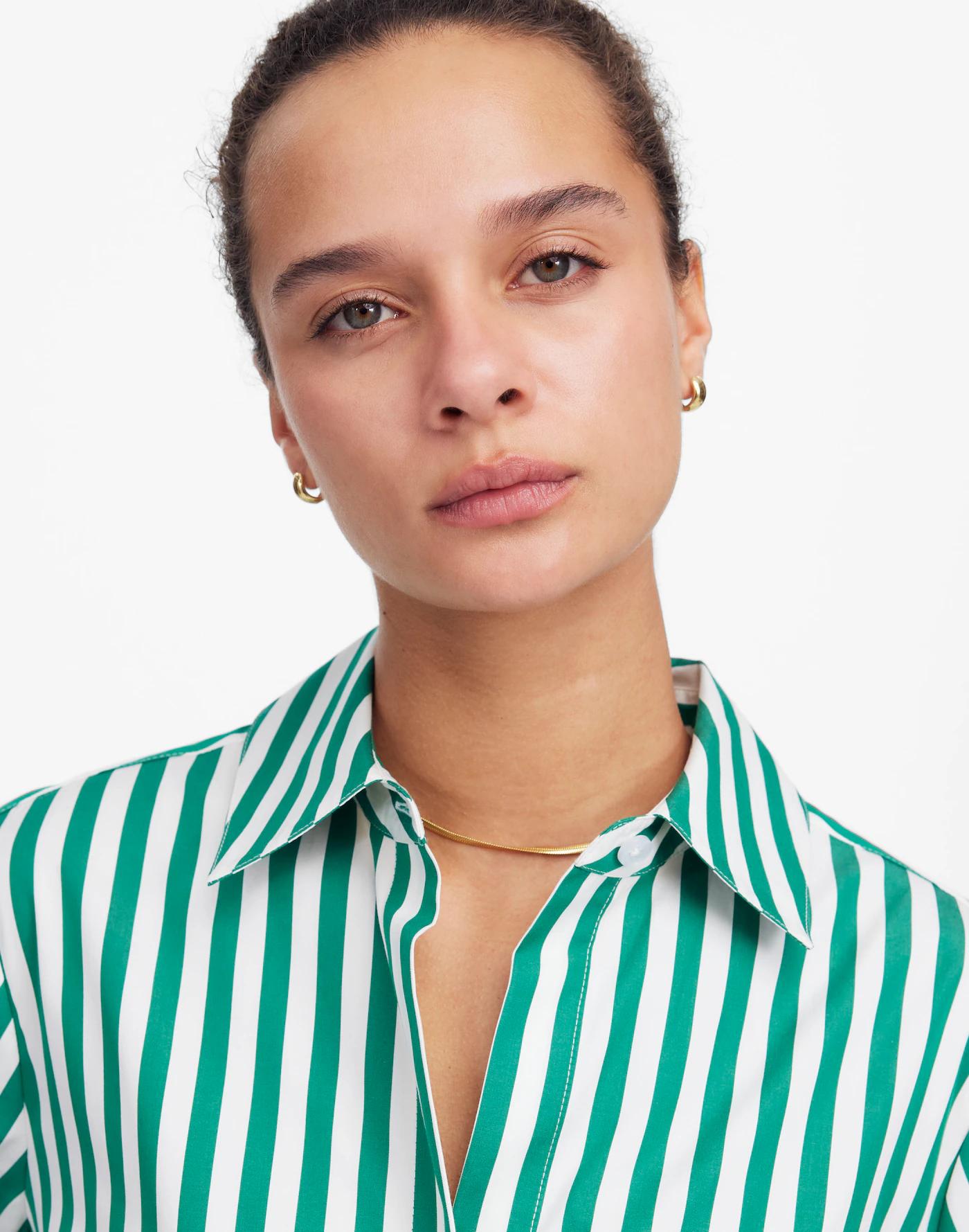 Poplin Easy Y-Neck Button-Up Shirt Product Image