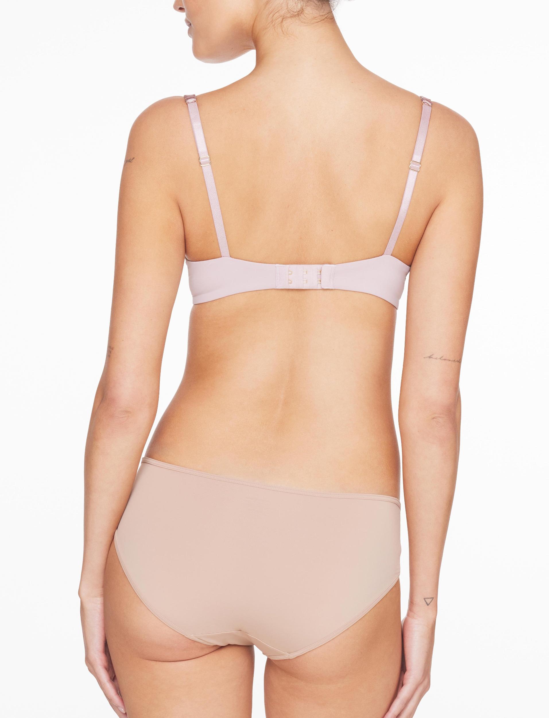 24/7® Classic T-Shirt Bra Product Image