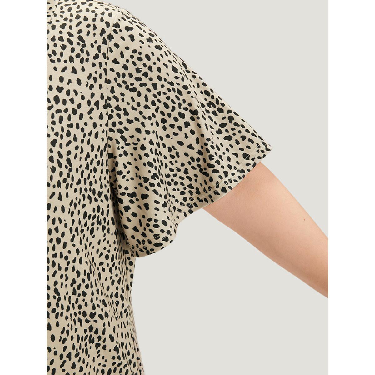 Plus Size Supersoft Essentials Leopard Print Pocket Crew Neck Flutter Sleeve Dress Leopard Women Casual Printed Round Neck Short sleeve Curvy Midi Dress BloomChic 28/5X Product Image