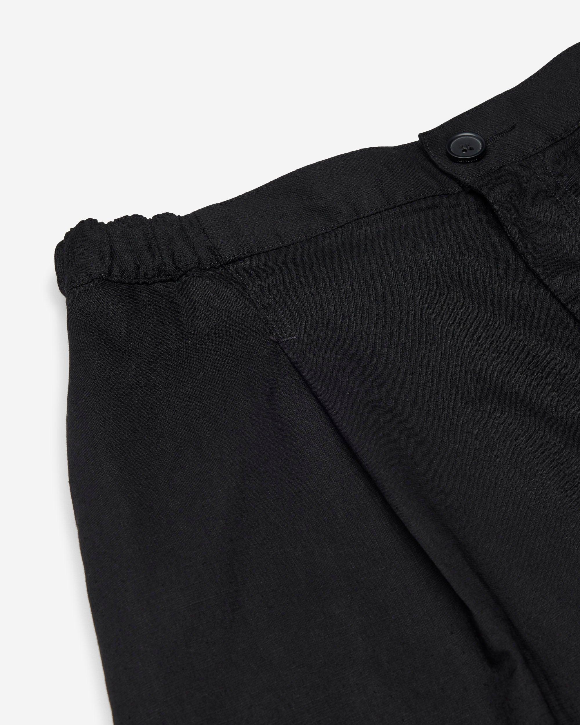 Solotex Linen Pavilion Relaxed Short 10" Male Product Image