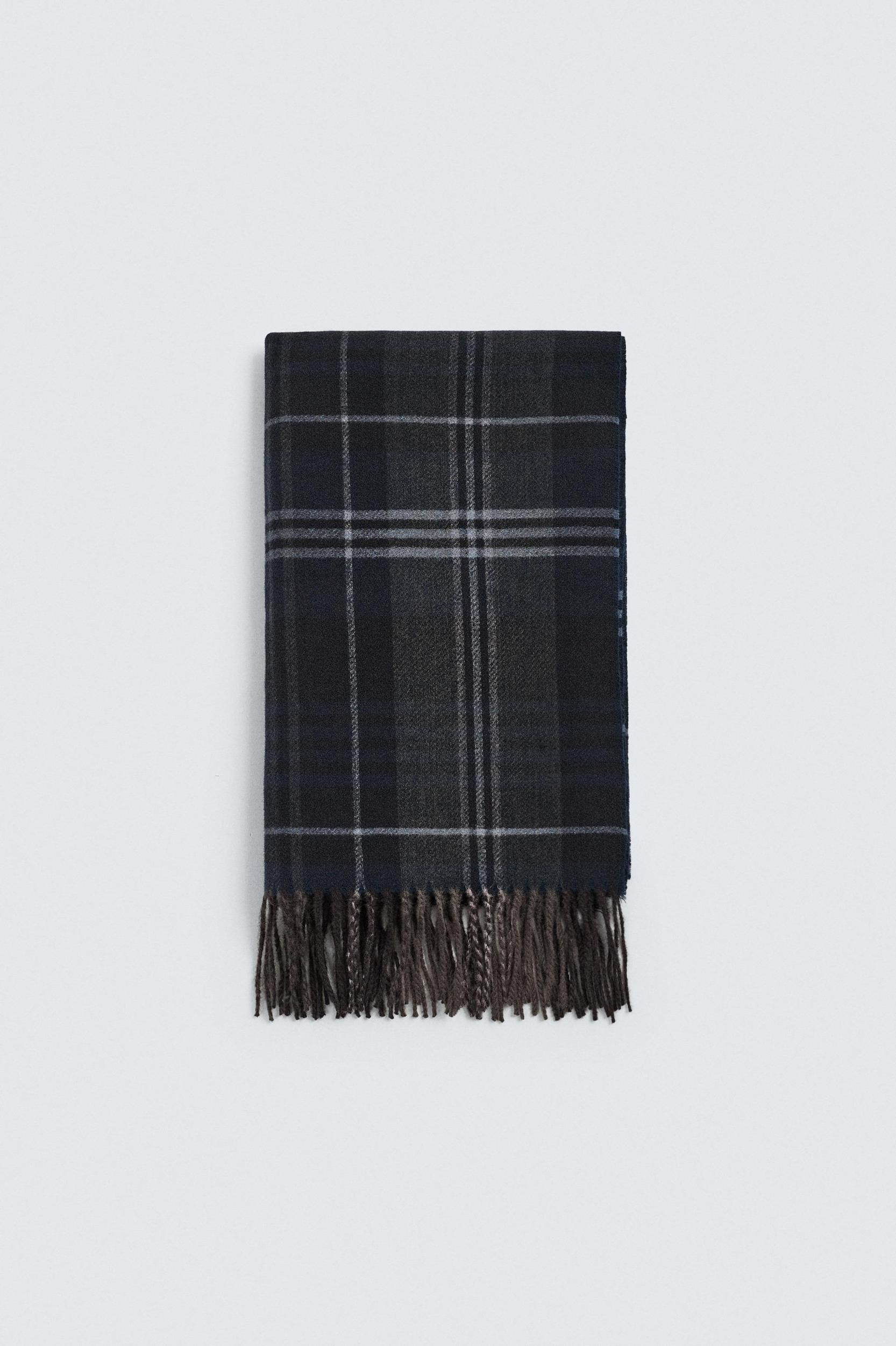 FRINGED PLAID SCARF Product Image