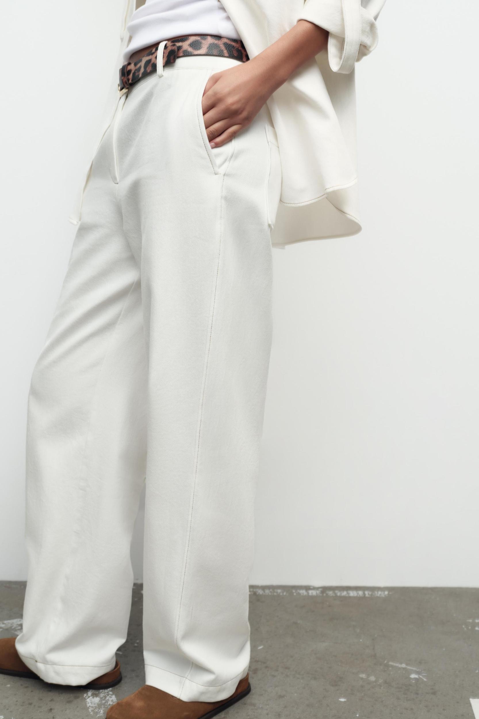 ANIMAL PRINT BELTED PANTS Product Image