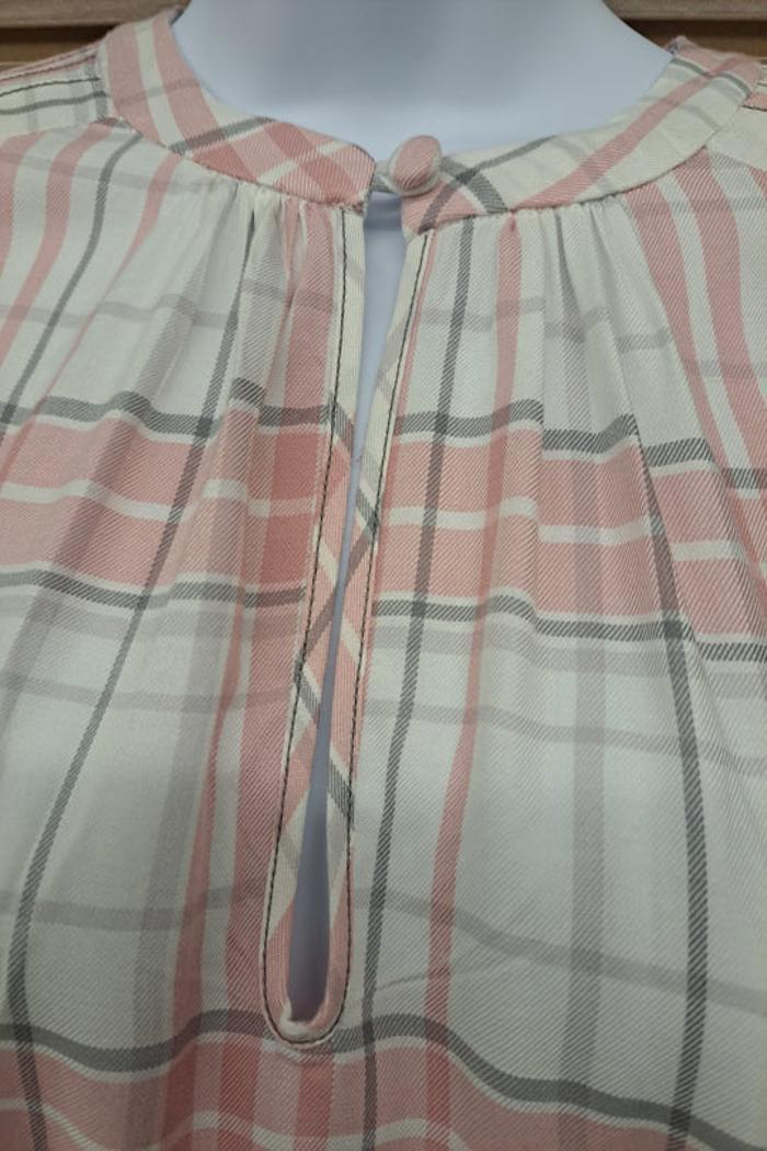 Pink & Gray Plaid Cuffed Button Sleeve Product Image