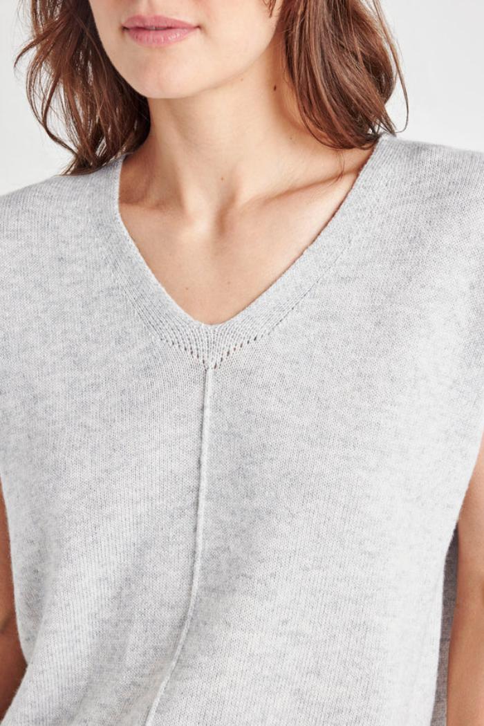Jane Cashblend Sweater Vest- Ice Heather Grey Product Image