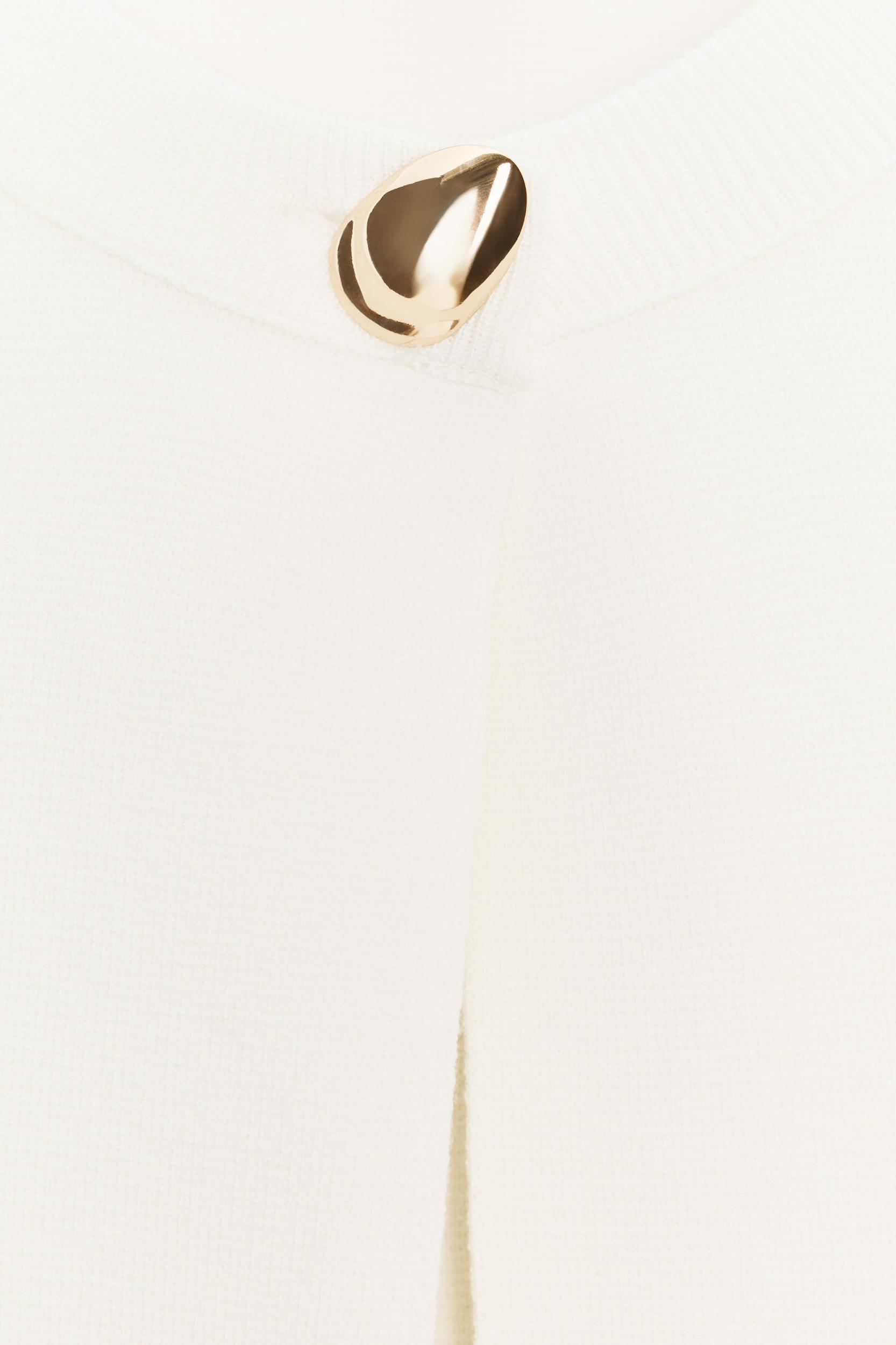 SHORT SLEEVE KNIT CARDIGAN Product Image