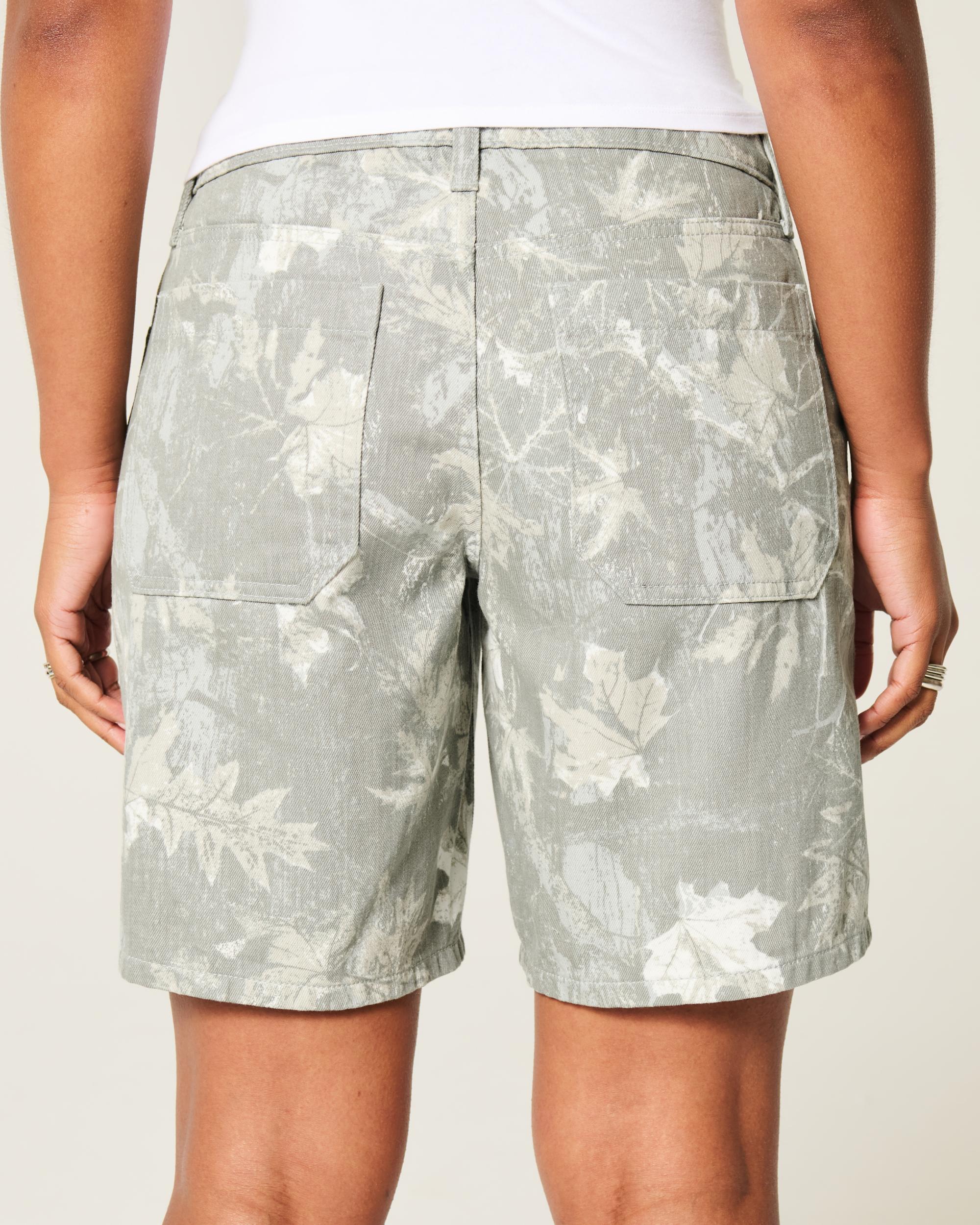 Curvy Low-Rise Washed Black Baggy Jort Product Image