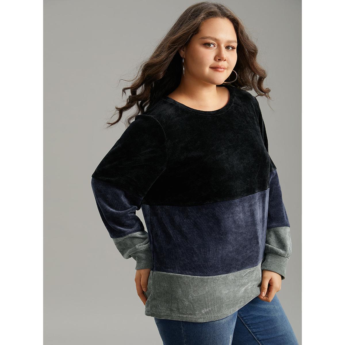 Plus Size Colorblock Patchwork Crew Neck Sweatshirt Women Black Elegant Patchwork Round Neck Dailywear Sweatshirts BloomChic 30/6X Product Image