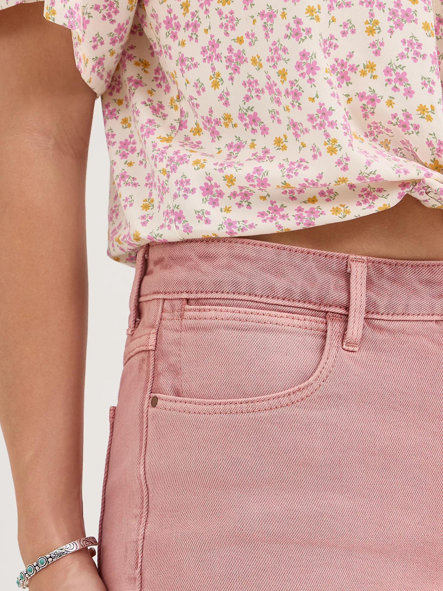 Women's Vintage Cut-Off Short | Women's SHORTS & SKIRTS | Wrangler® Product Image