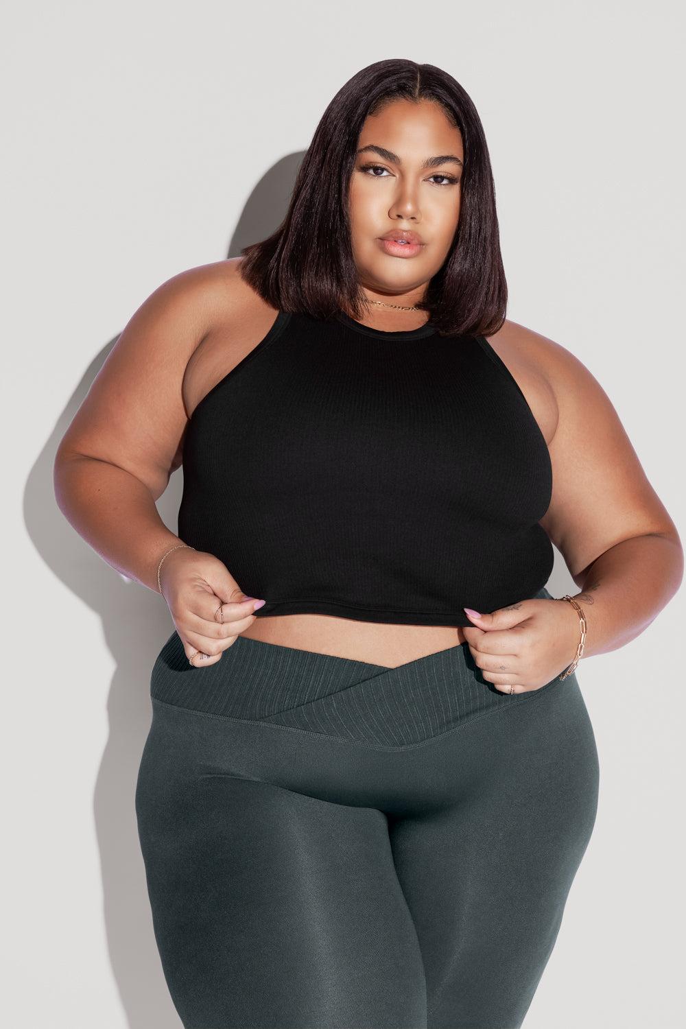 Let's Go Seamless Crop Top - Black Product Image