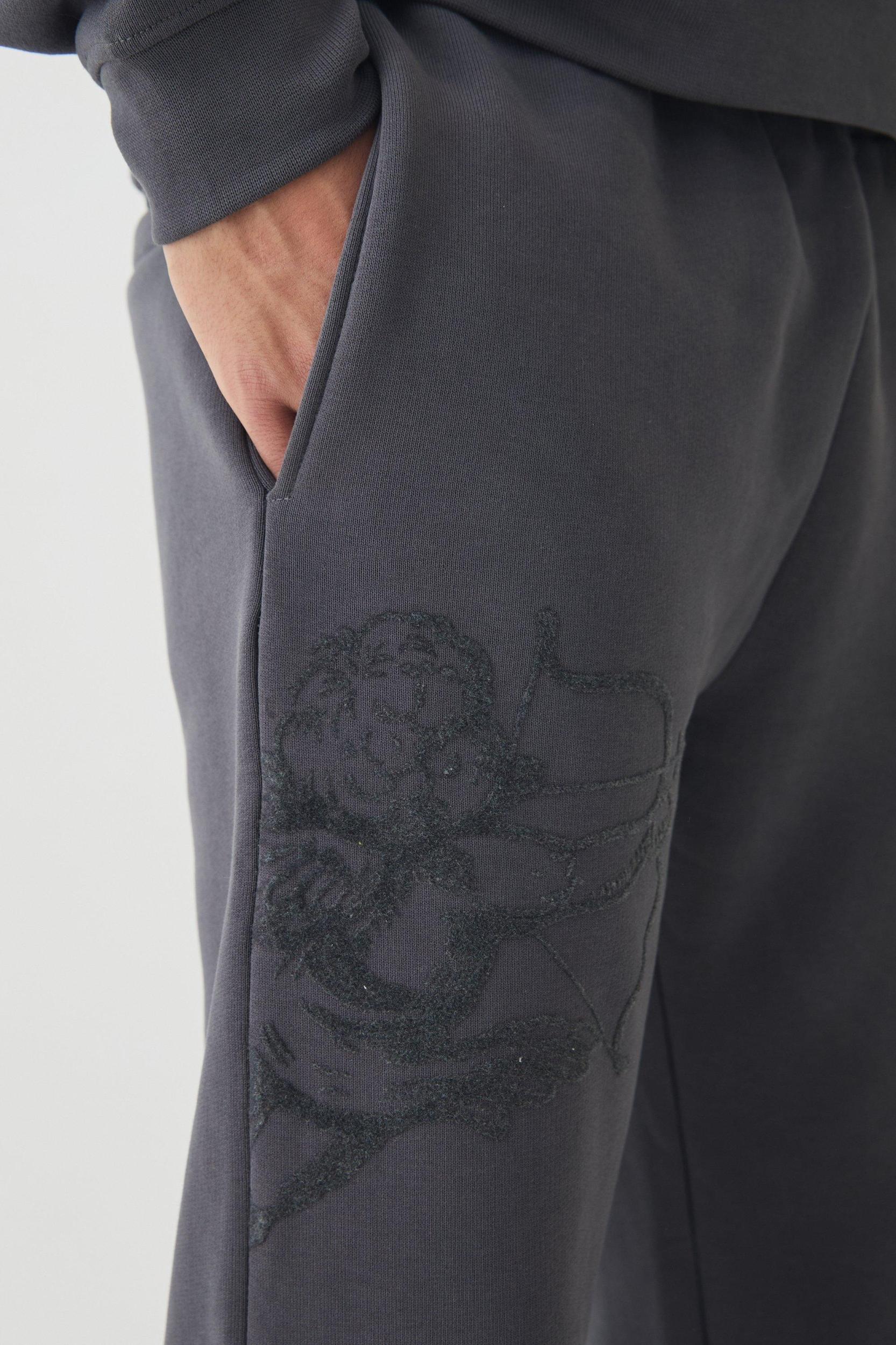 Regular Fit Smart Split Hem Flock Super Heavyweight Embroidered Sweatpants | boohooMAN USA Product Image