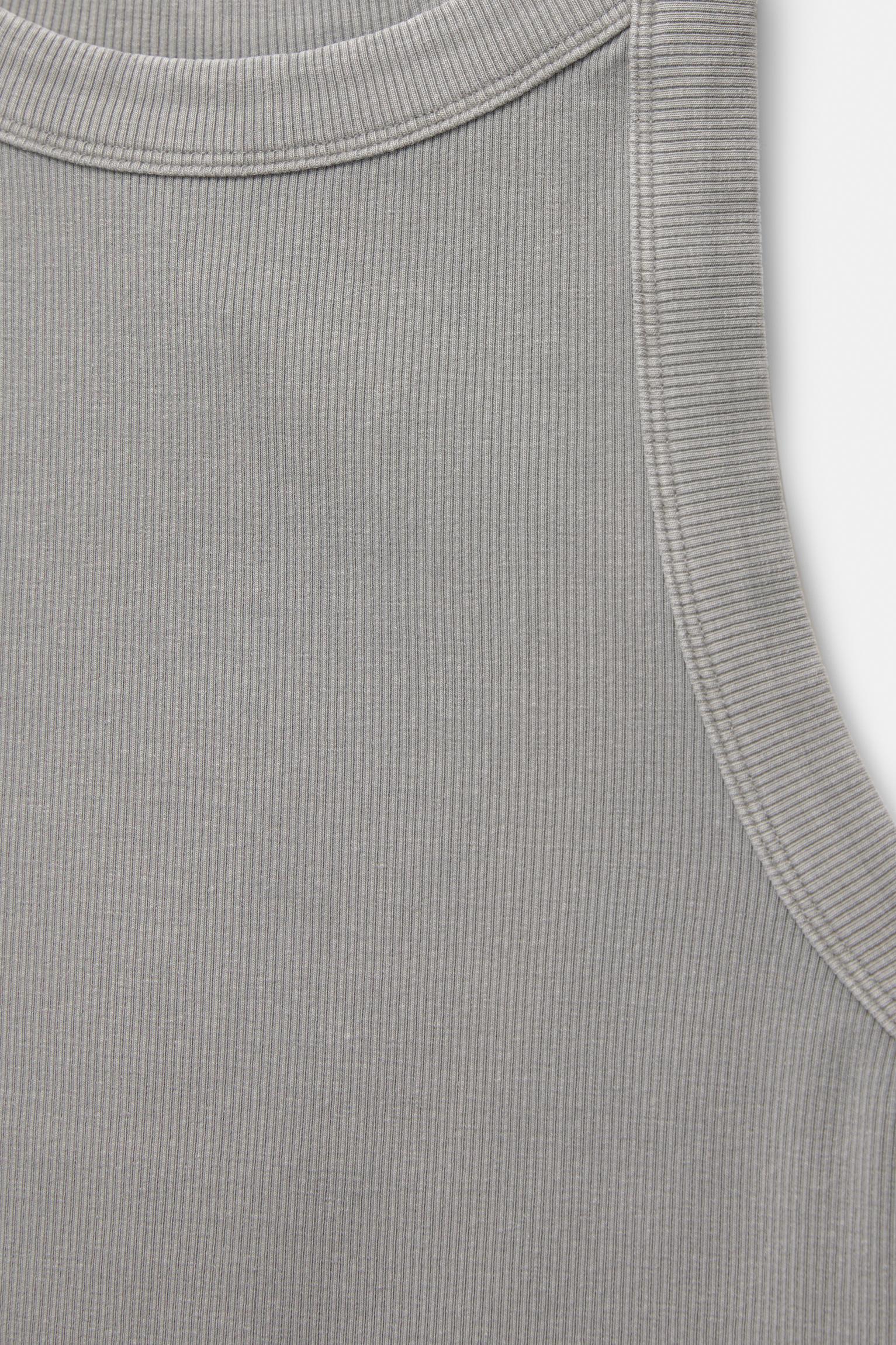 Halter neck tank top with trims Product Image