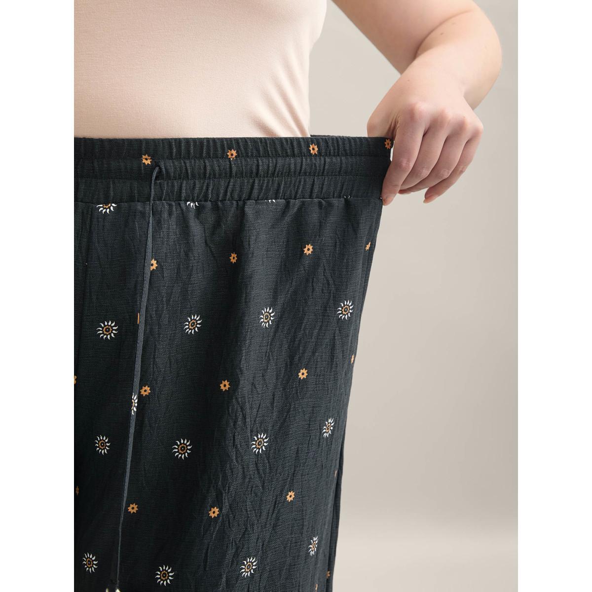 Plus Size Paisley Print Wide-Leg Airy Pants Women BlackFlower Boho Wide Leg Mid Rise Vacation Pants BloomChic 30/6X Product Image